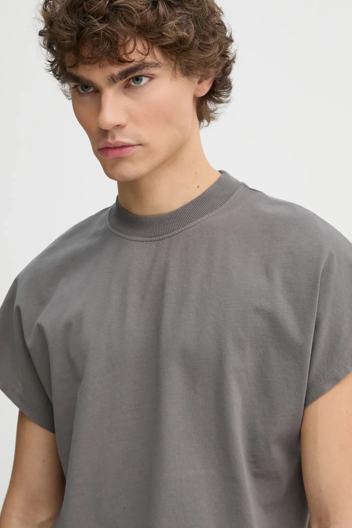 Хлопковая футболка - фото 4