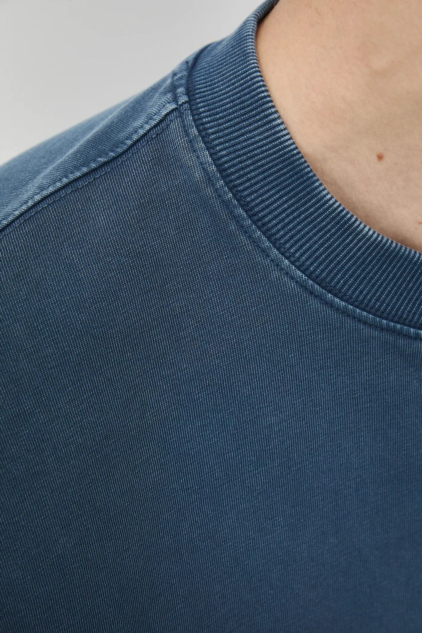 Хлопковая футболка - фото 6