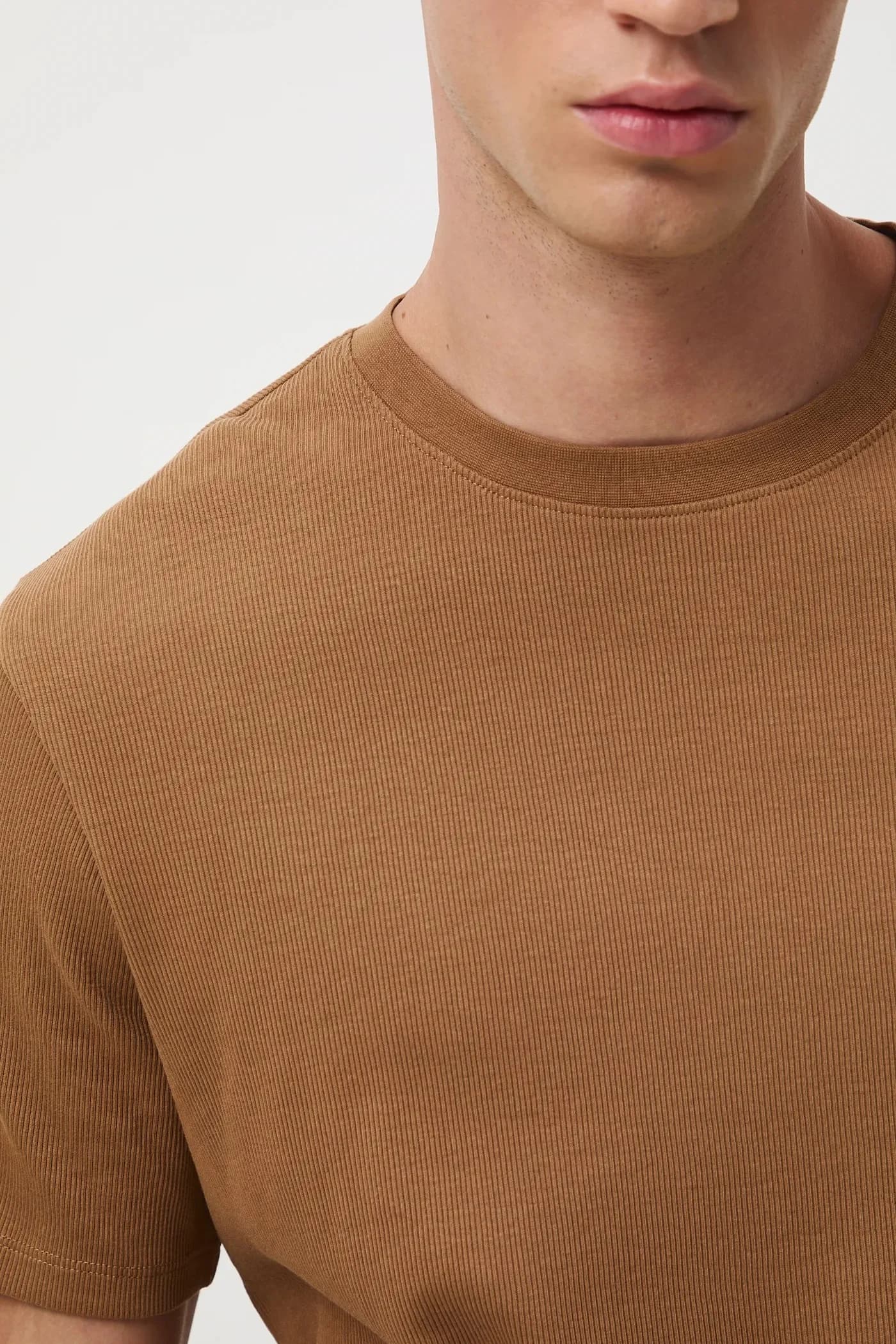 Хлопковая футболка - фото 5