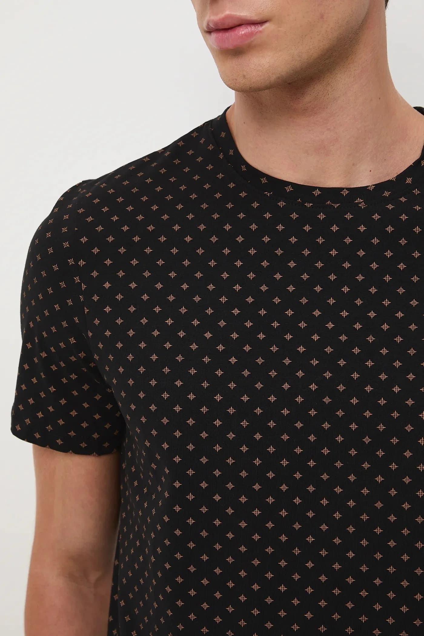 футболка - фото 5