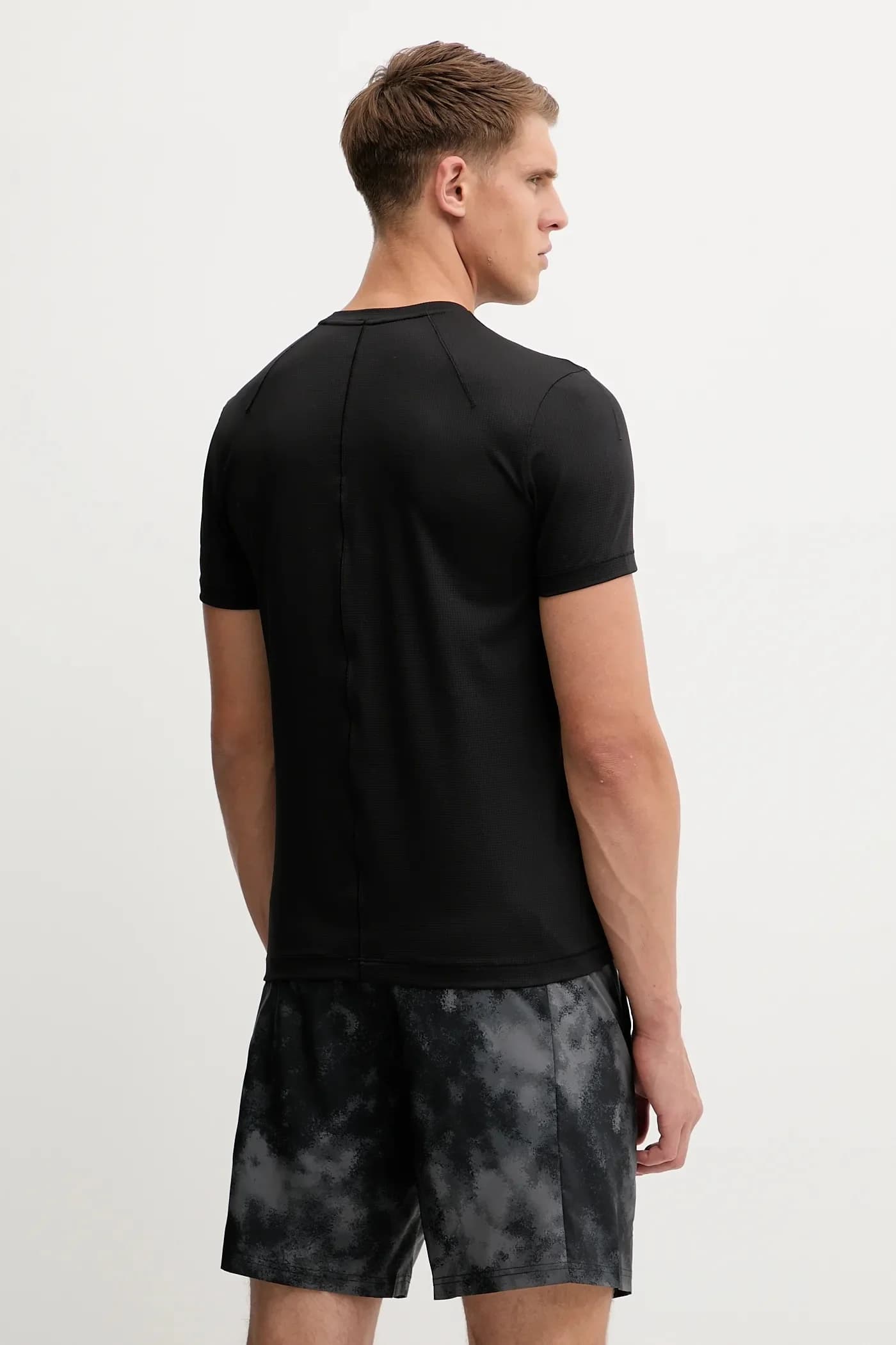 Тренировочная футболка - фото 3