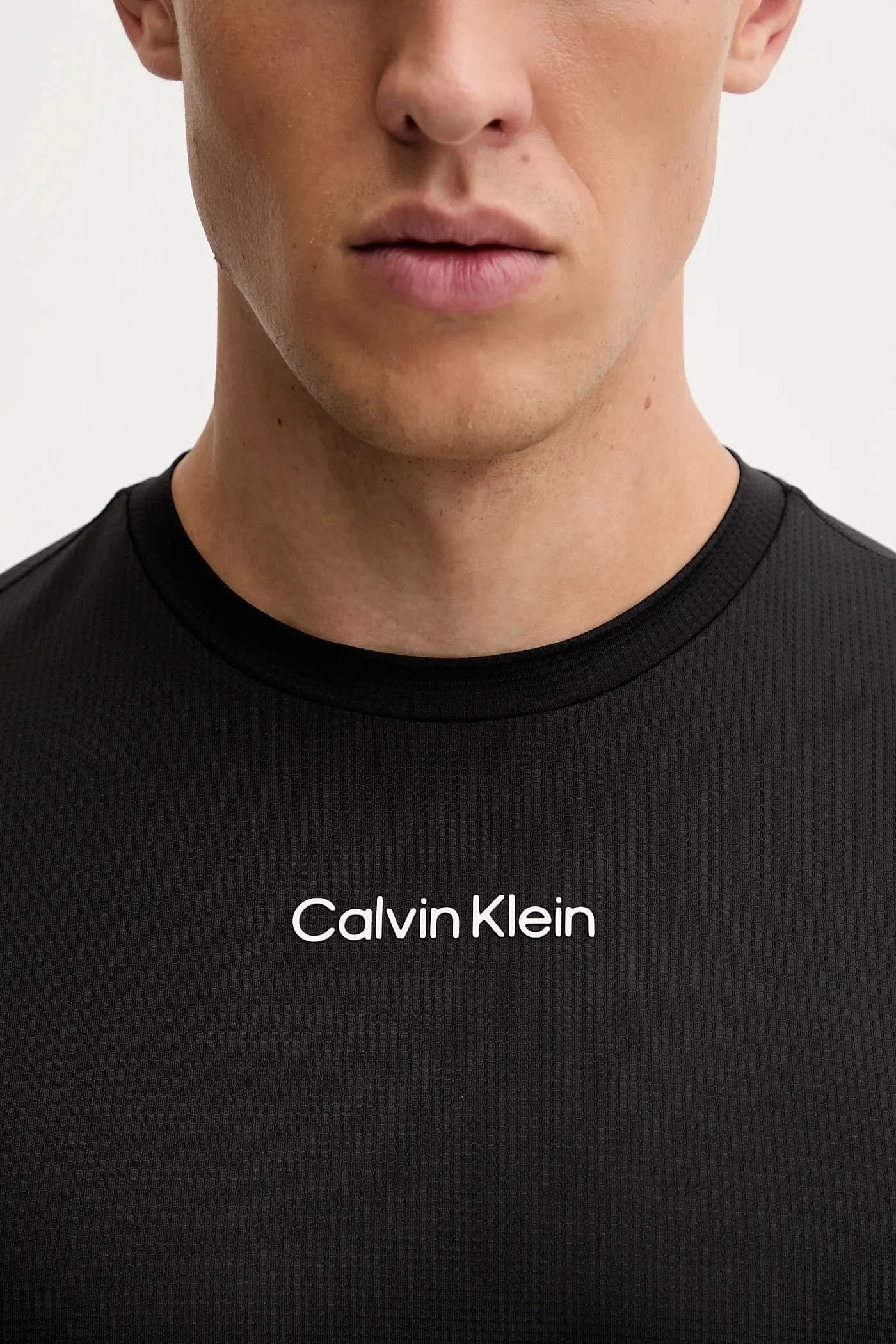 Тренировочная футболка - фото 5