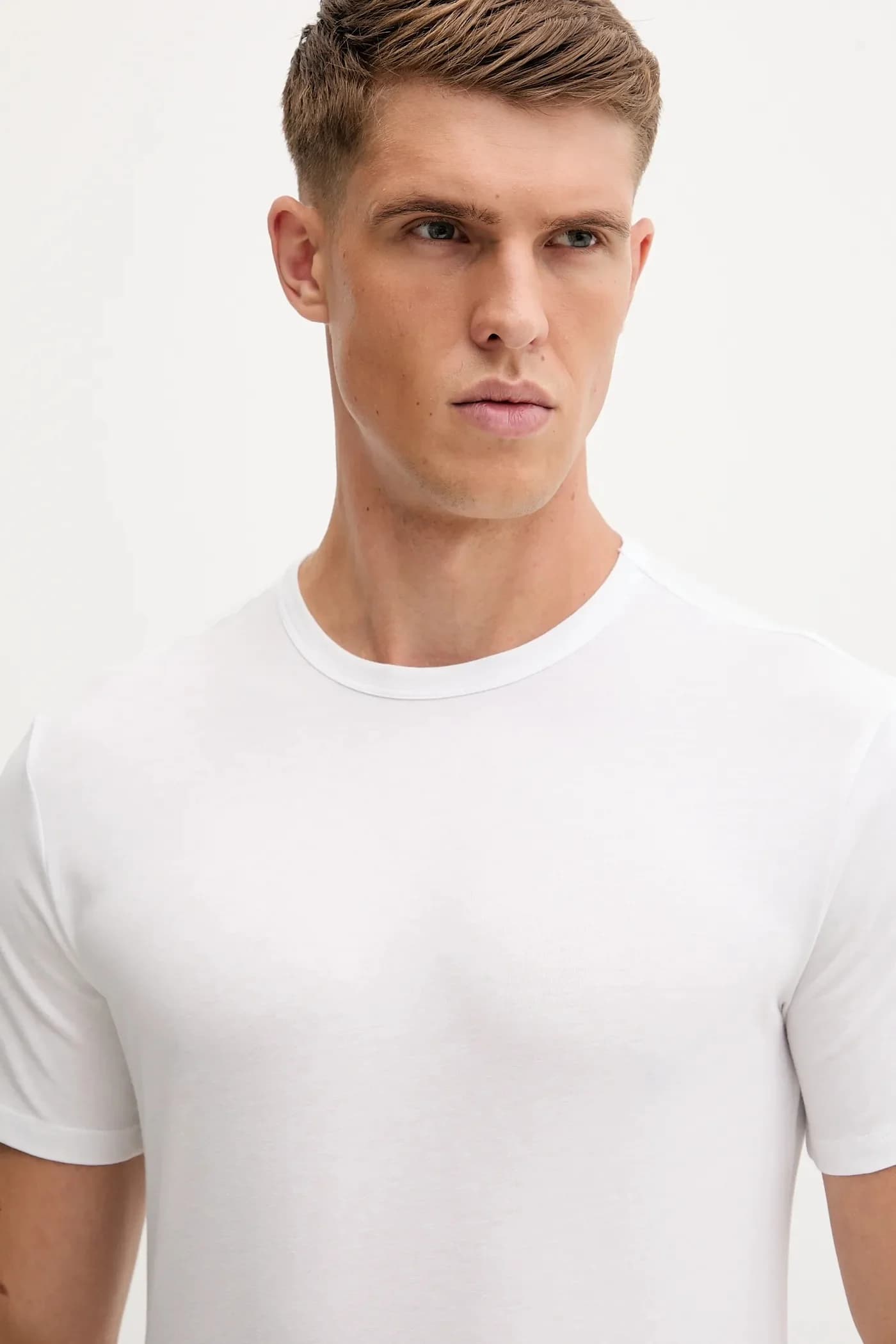 комплект из трех футболок - фото 8