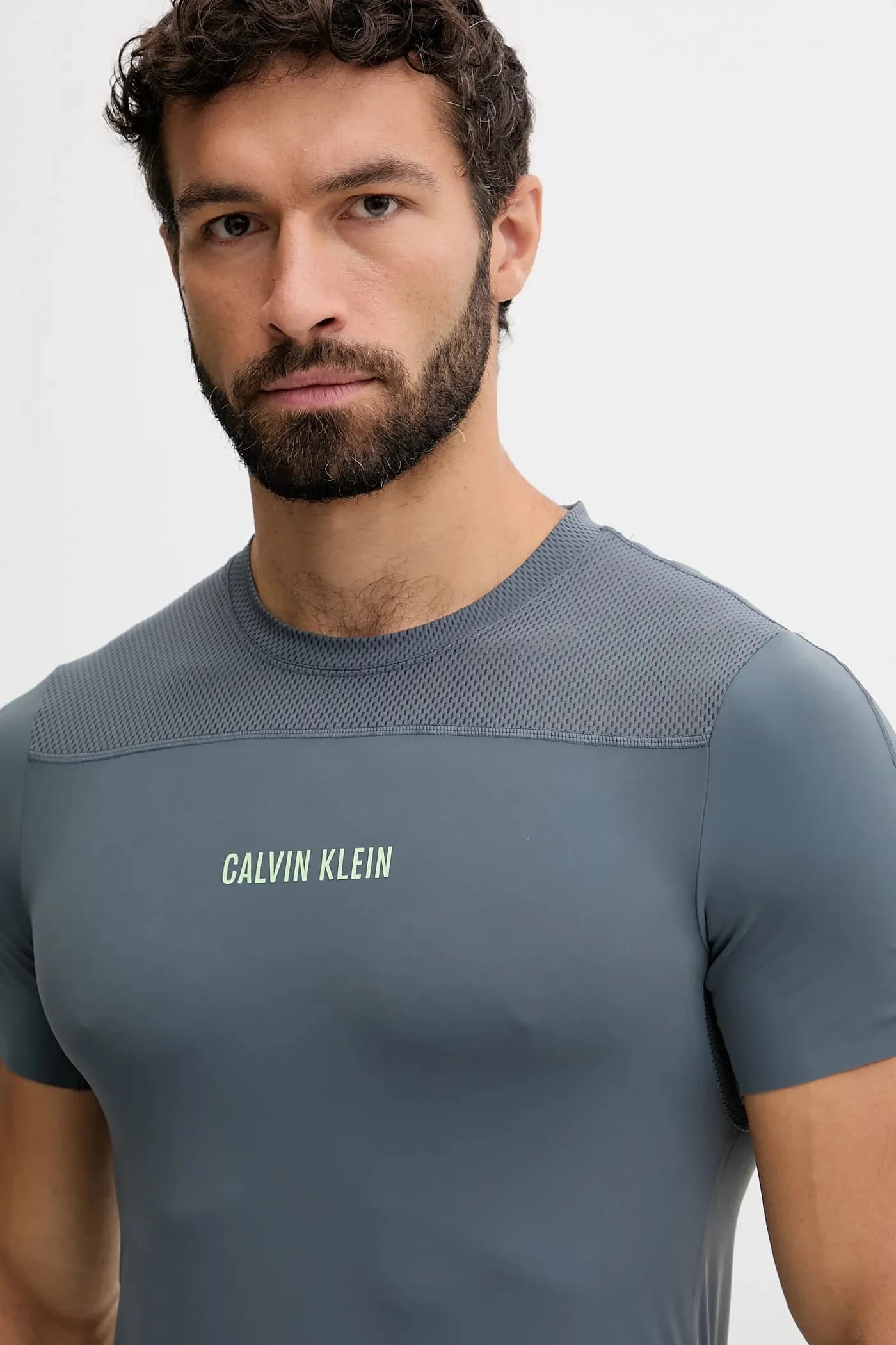 Тренировочная футболка - фото 4