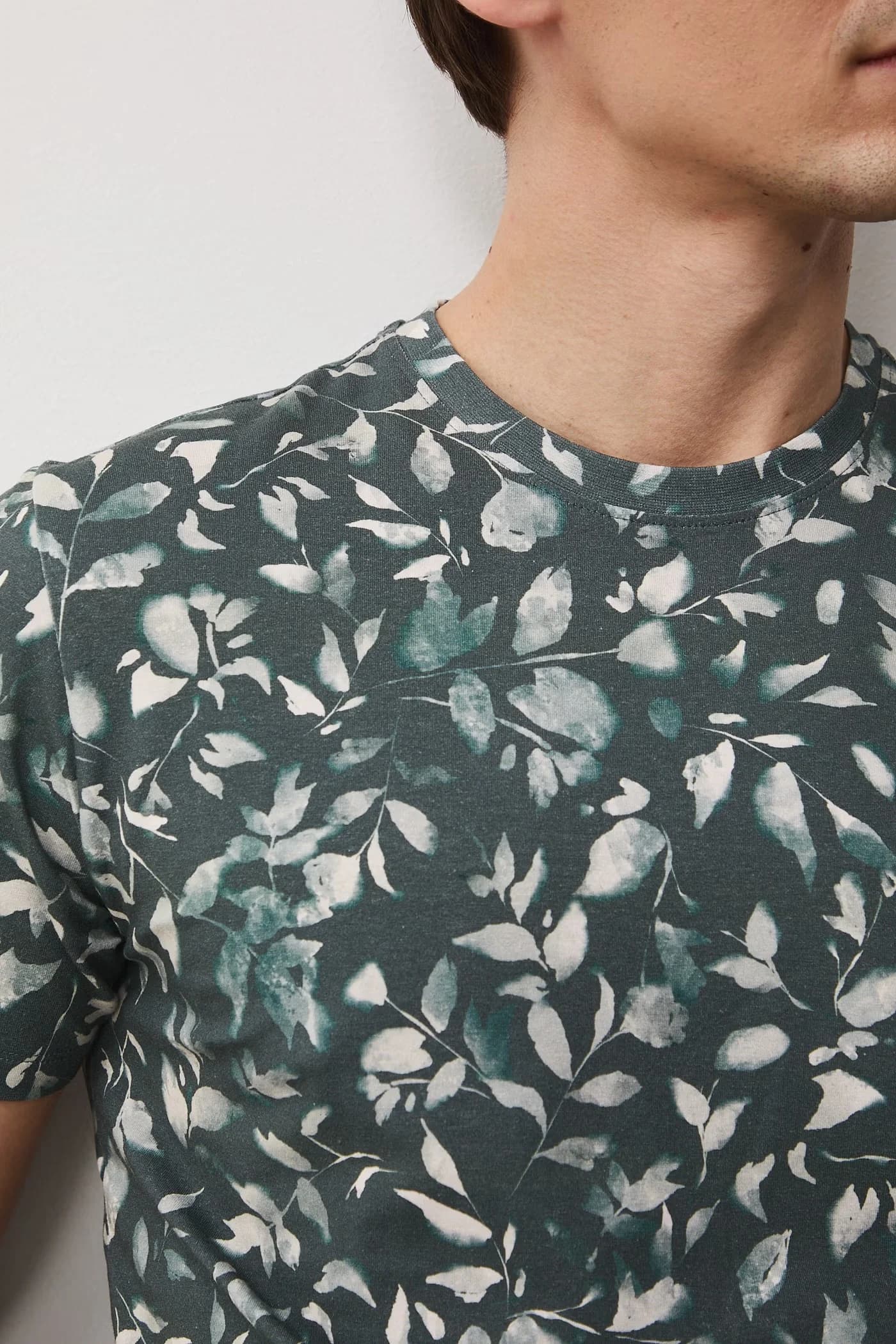 Мужская футболка из хлопка с эластаном - фото 5