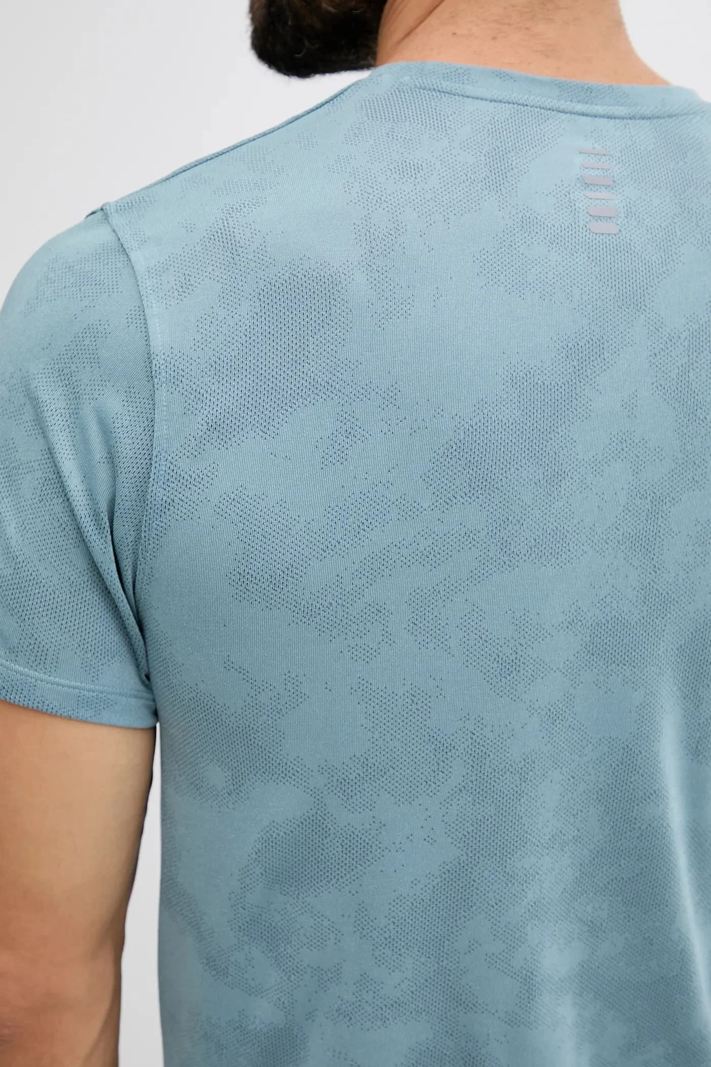 Тренировочная футболка - фото 5