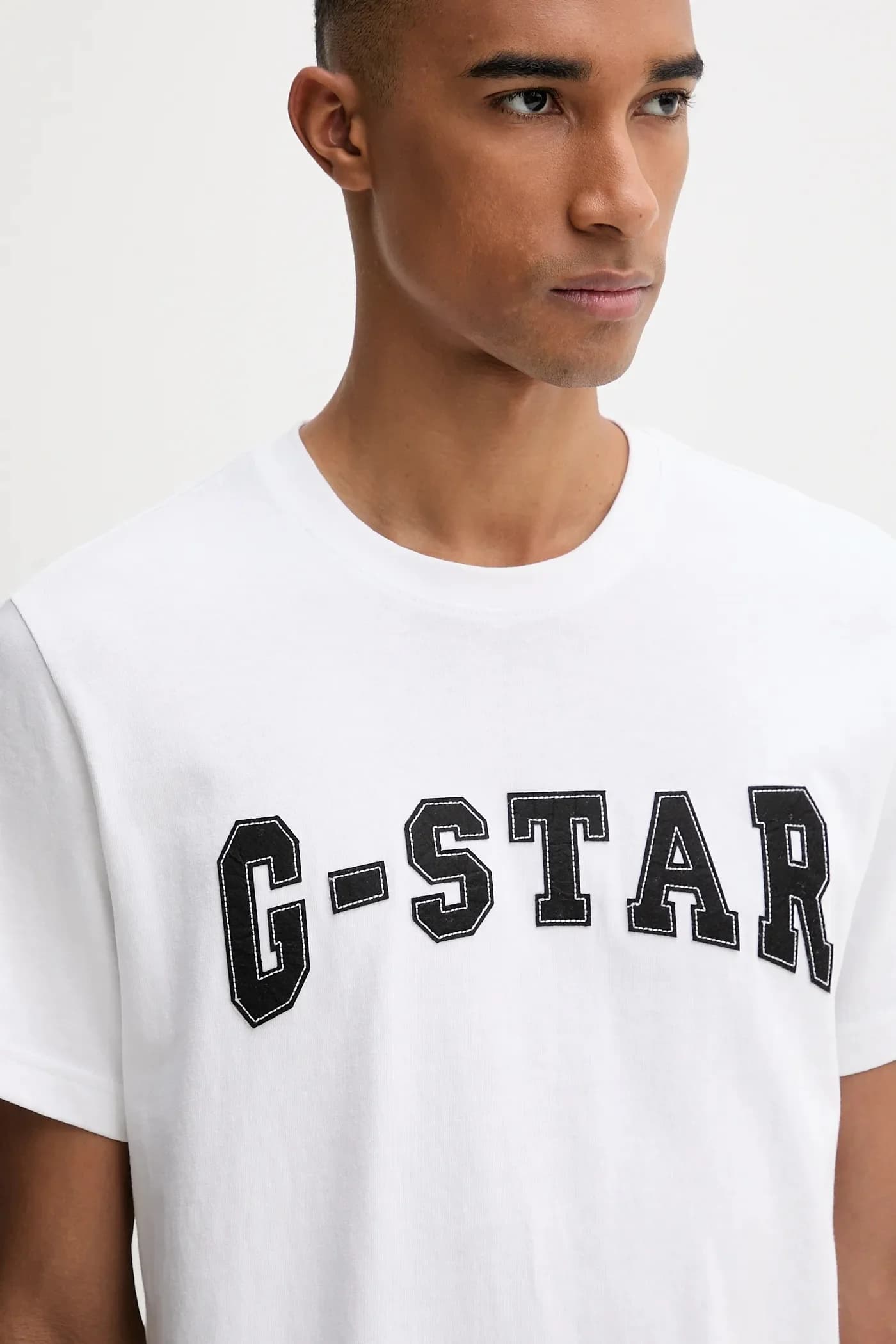 Хлопковая футболка с логотипом из фетра - фото 4