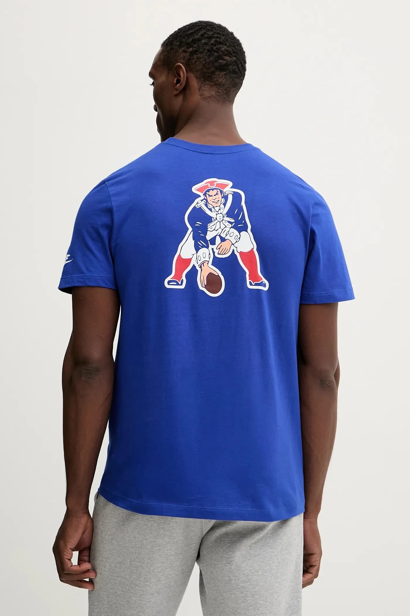 Хлопковая футболка Essential спереди и сзади - фото 3