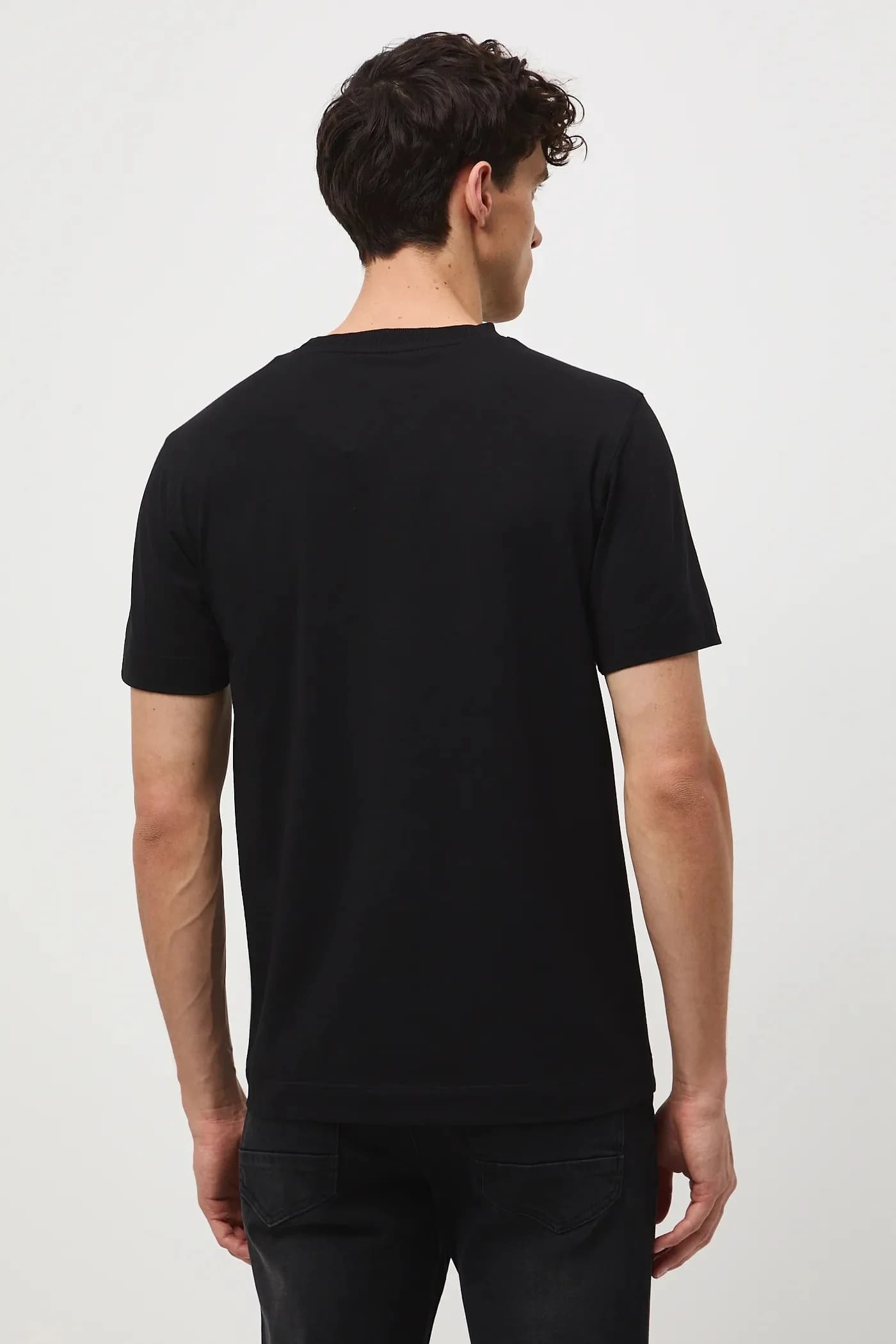 футболка - фото 4