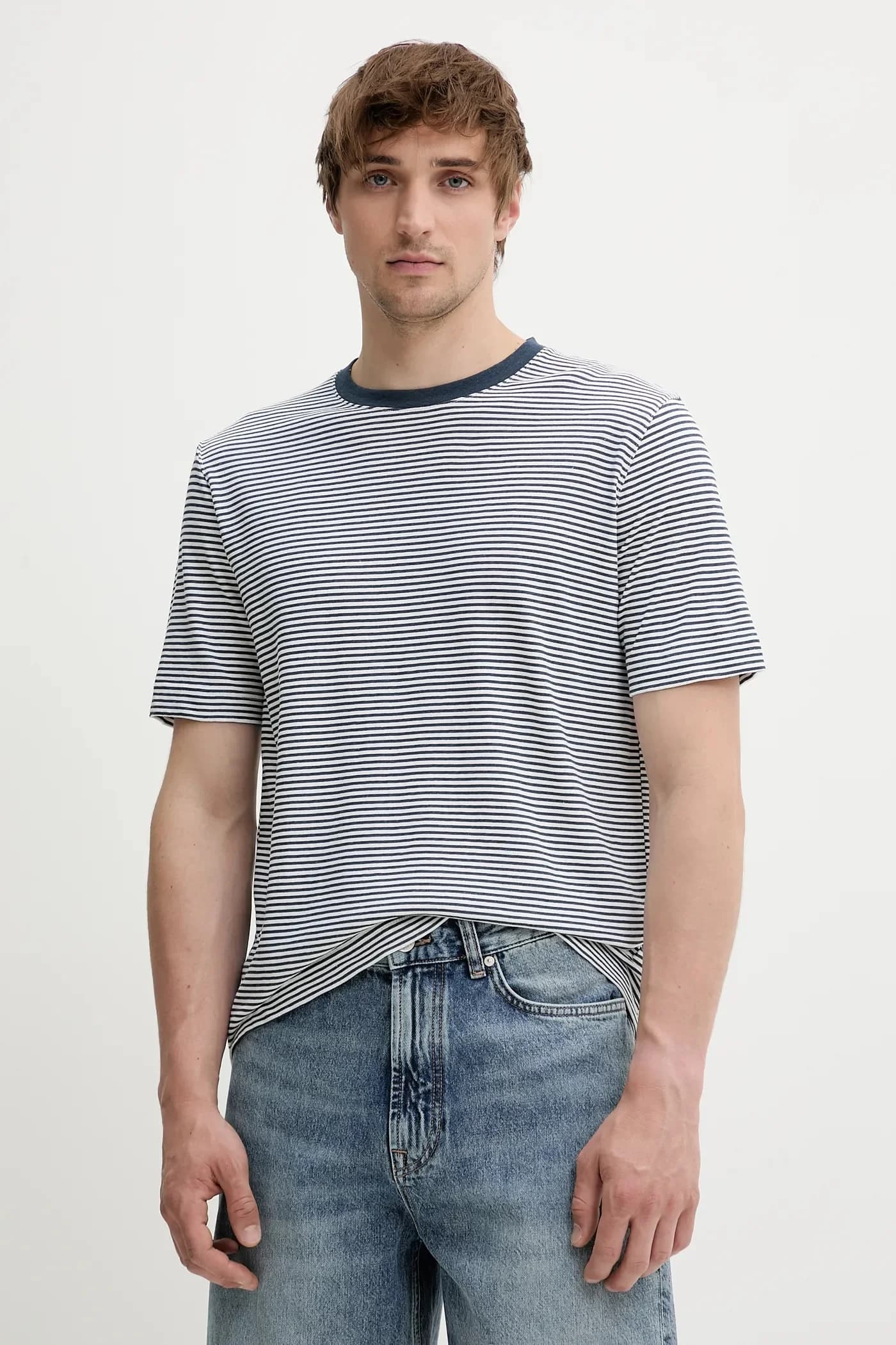 Футболка из смесового льна