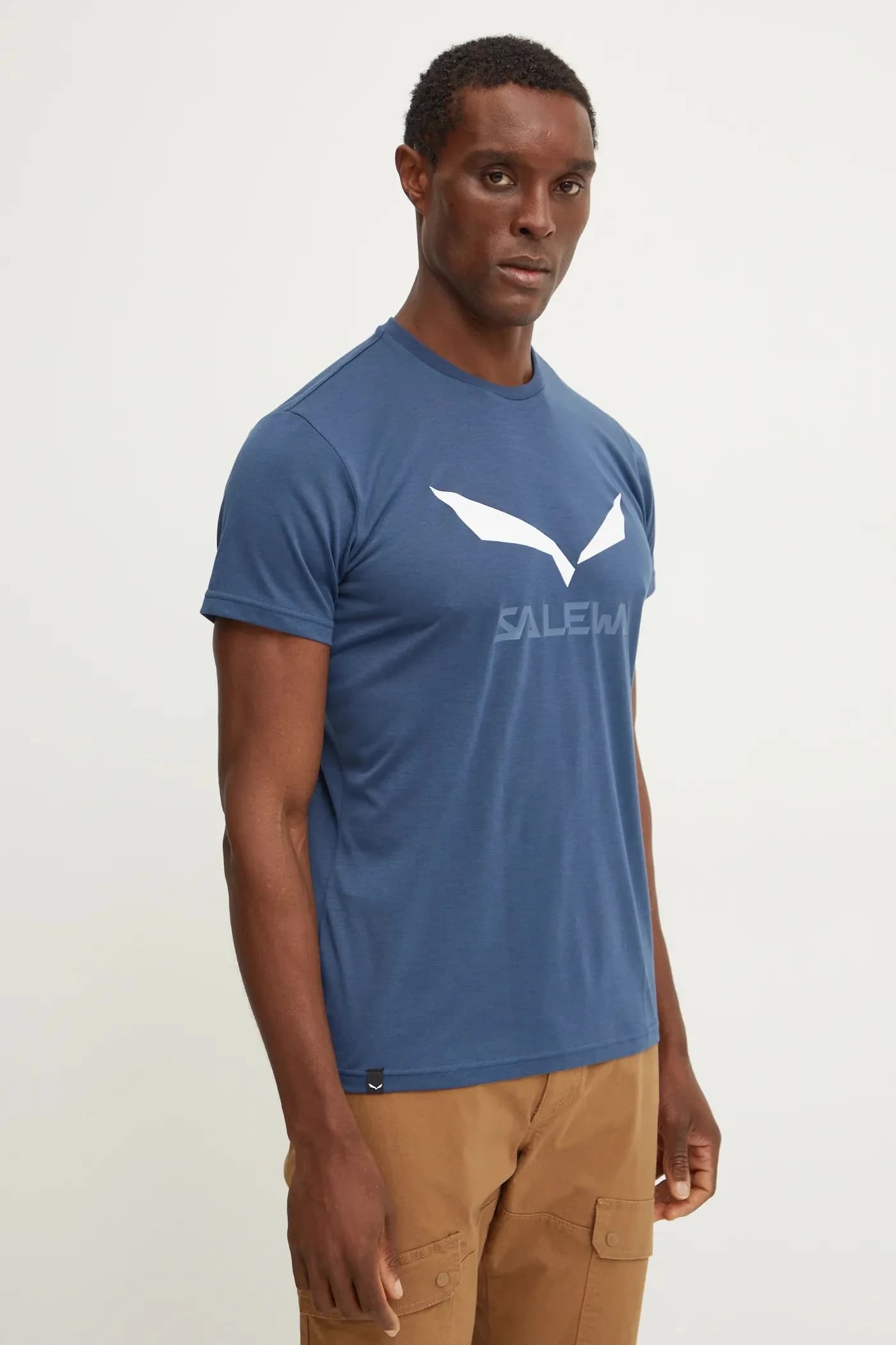 Спортивная футболка с логотипом Solidlogo