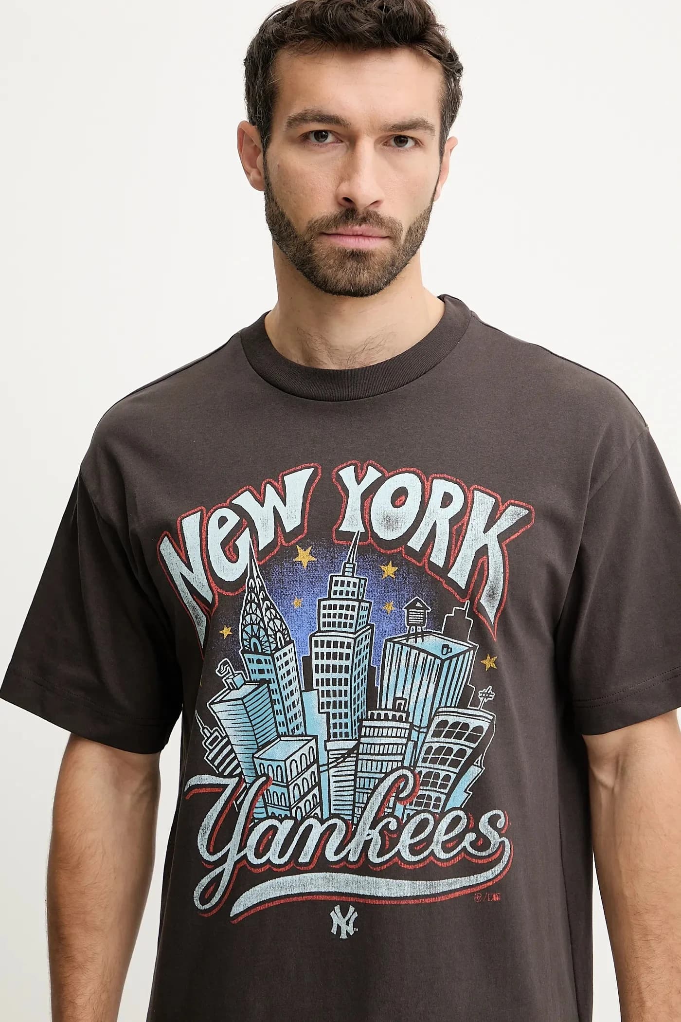 Хлопковая футболка MLB New York Yankees коричневая для мужчин - фото 4