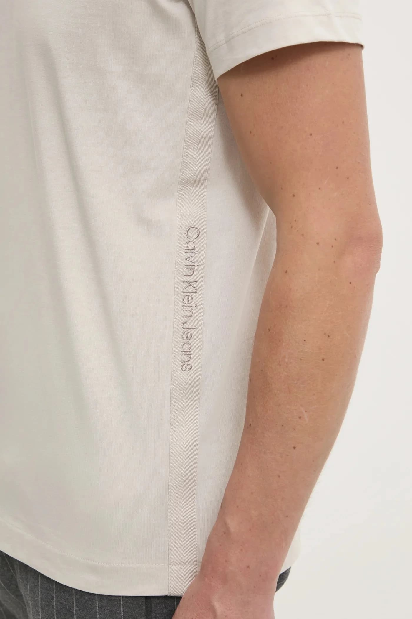 Хлопковая футболка - фото 5