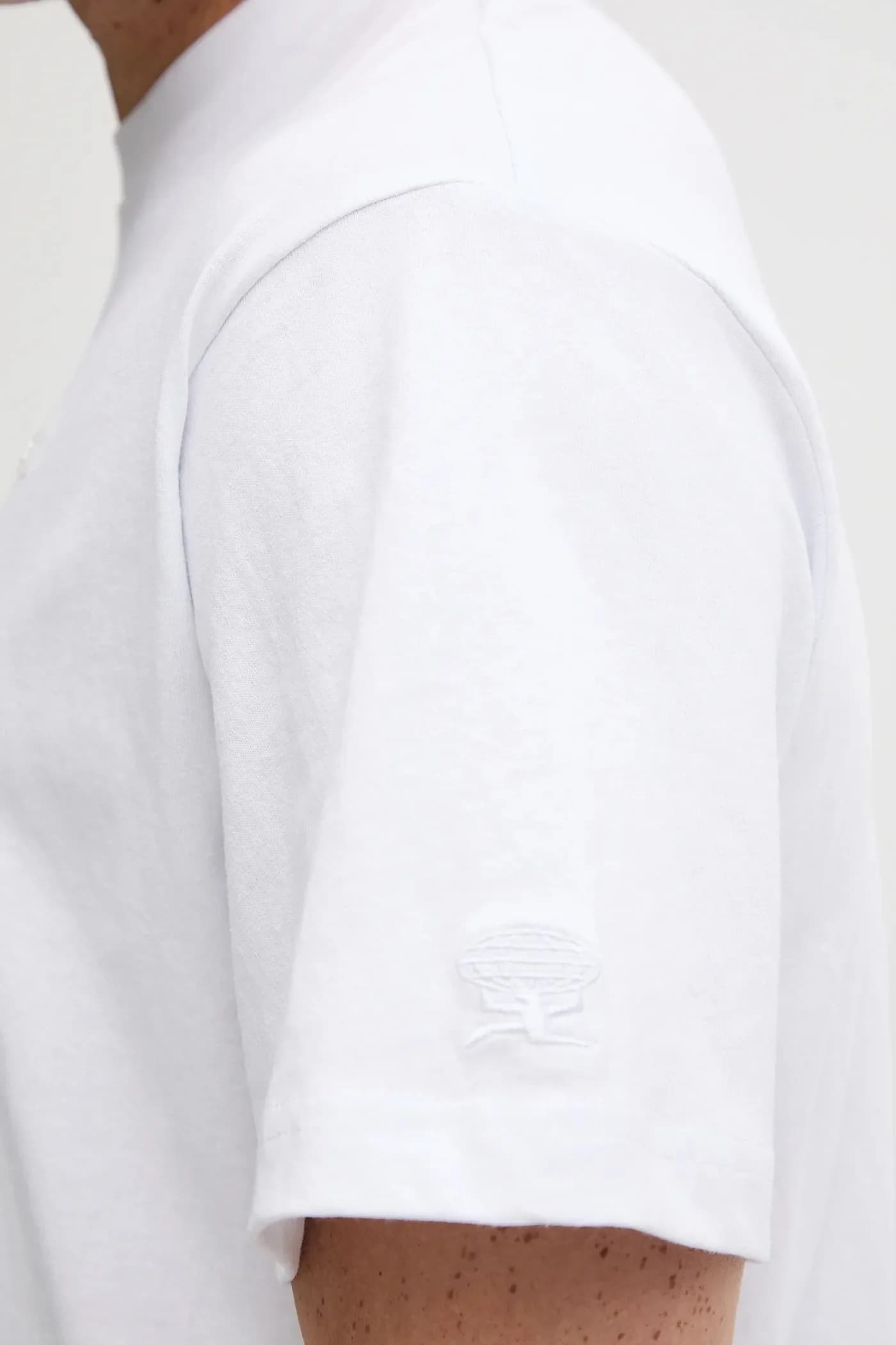 Базовая футболка из хлопка - фото 5