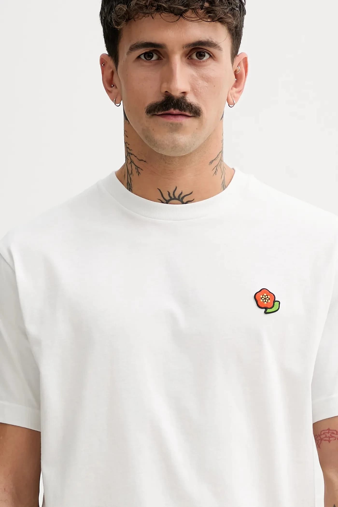 Хлопковая футболка в стиле поп-музыки - фото 4