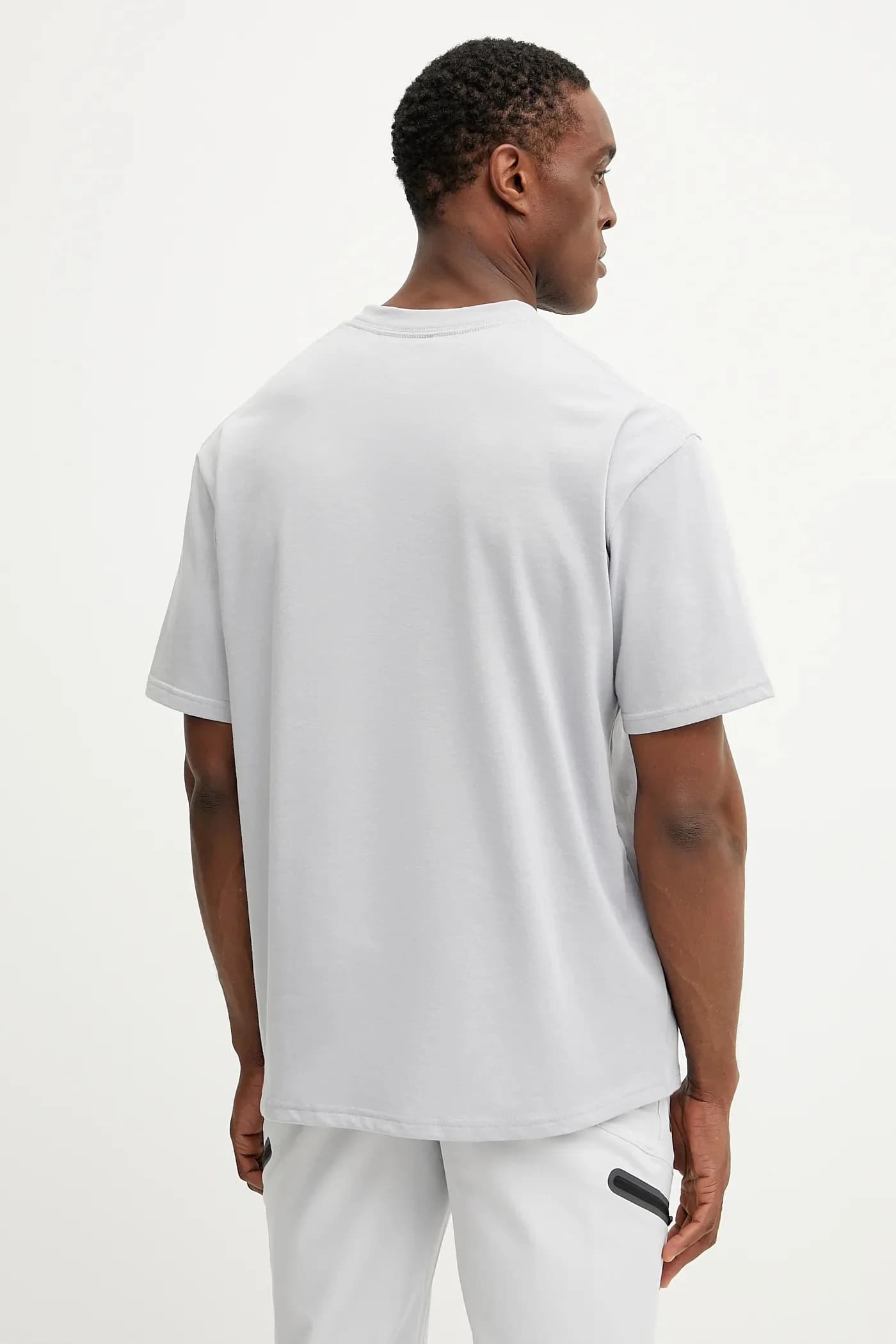 Футболка с логотипом HW - фото 3