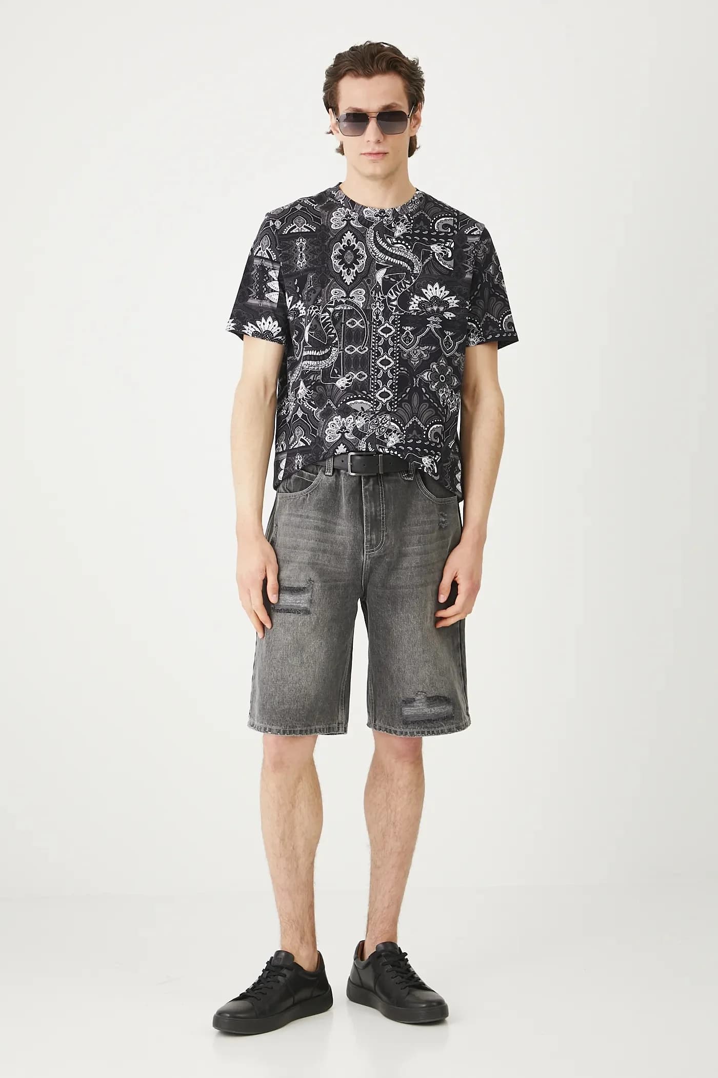 футболка - фото 2