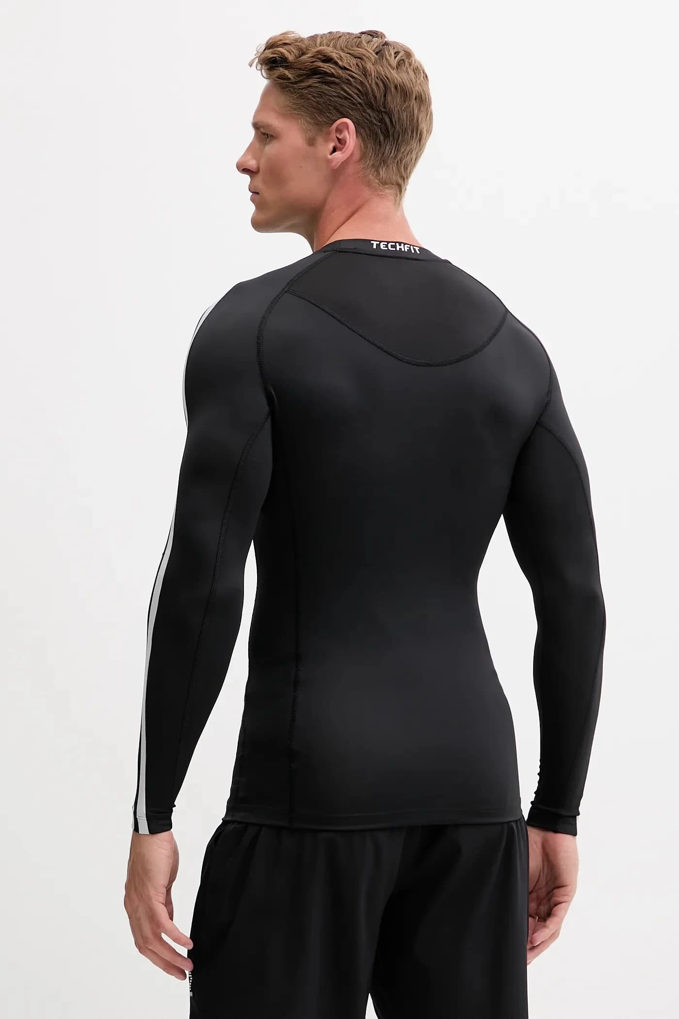 тренировочная футболка с длинными рукавами Techfit - фото 3