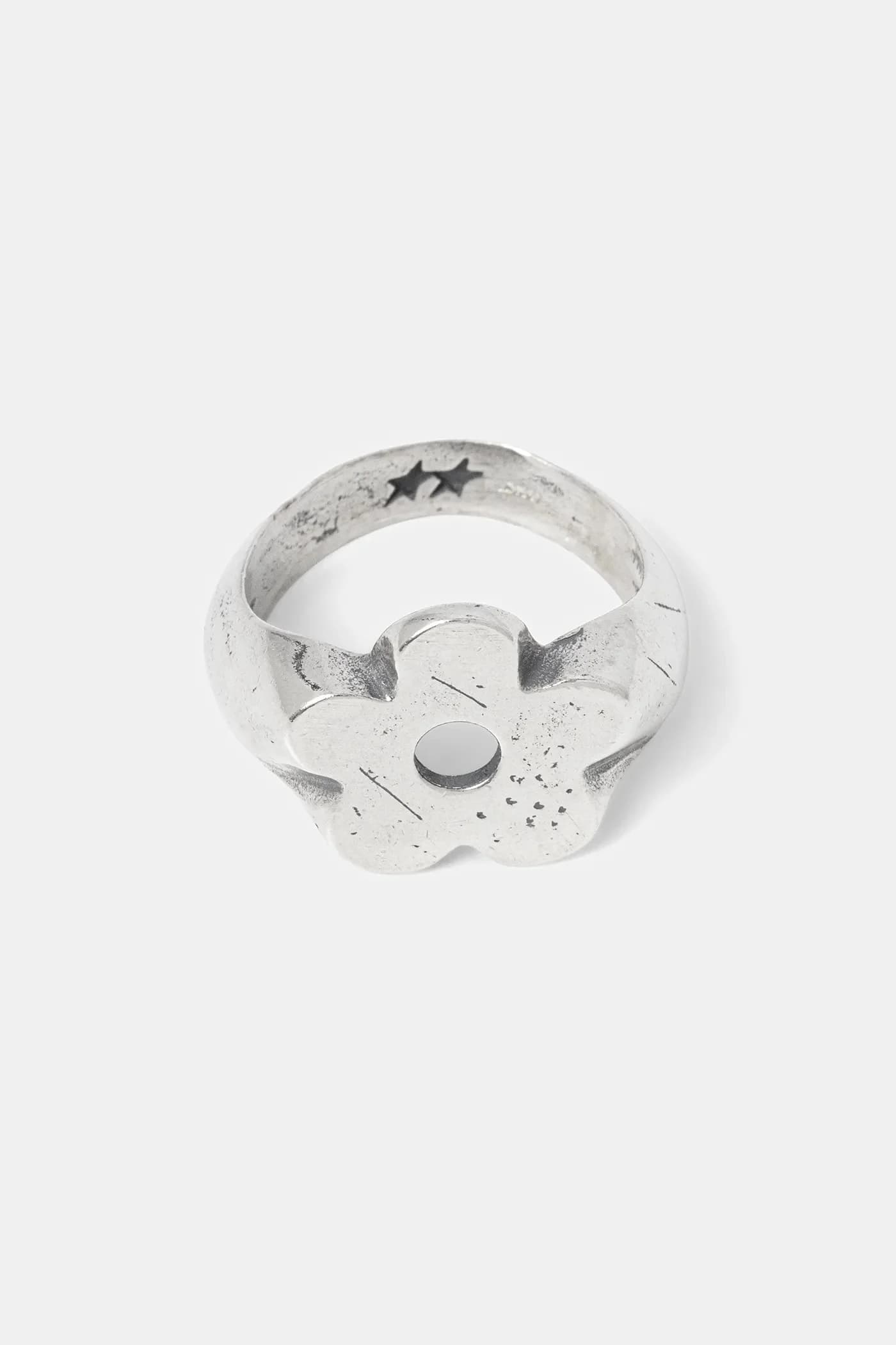 Серебряное кольцо