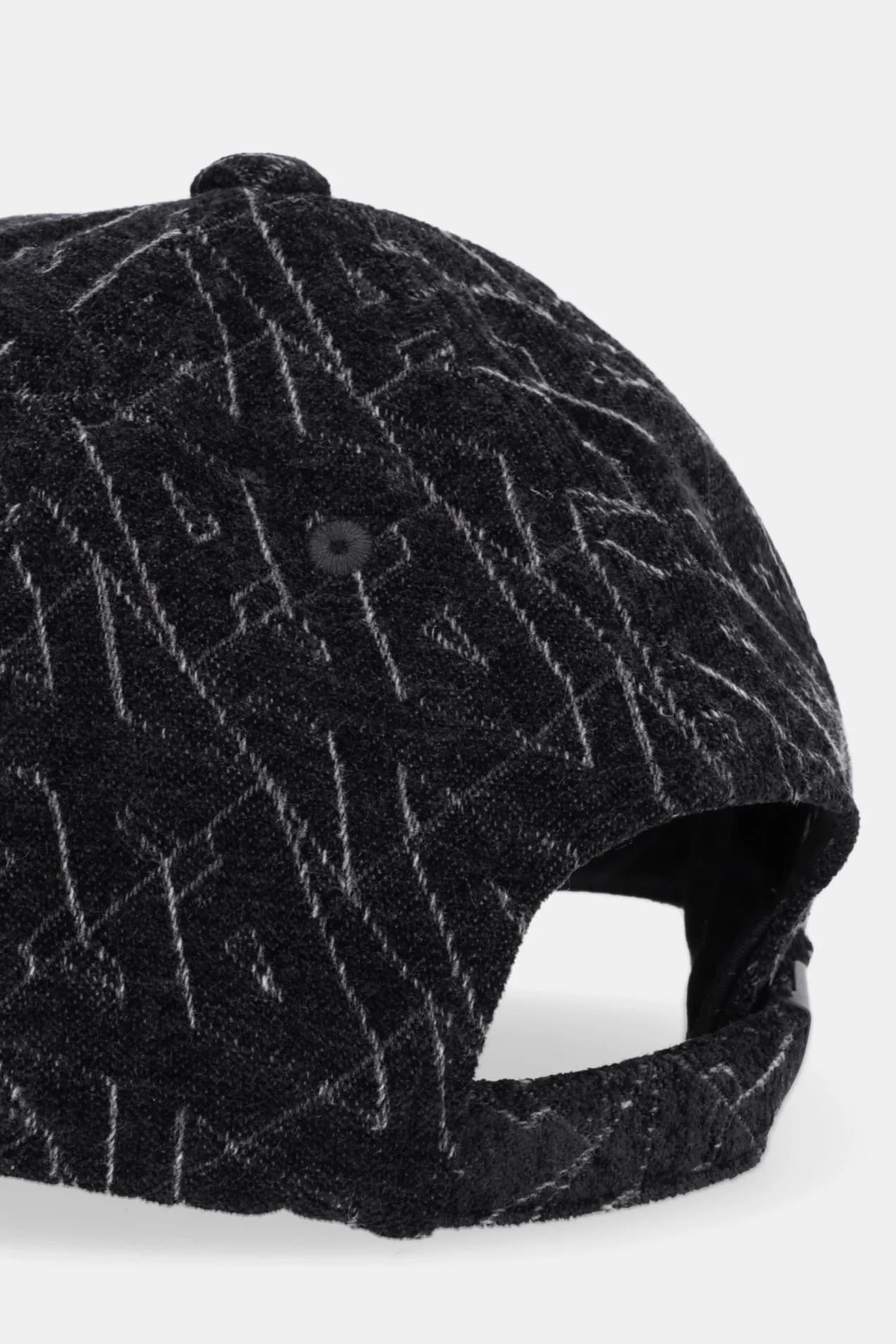 Велюровая бейсболка - фото 3