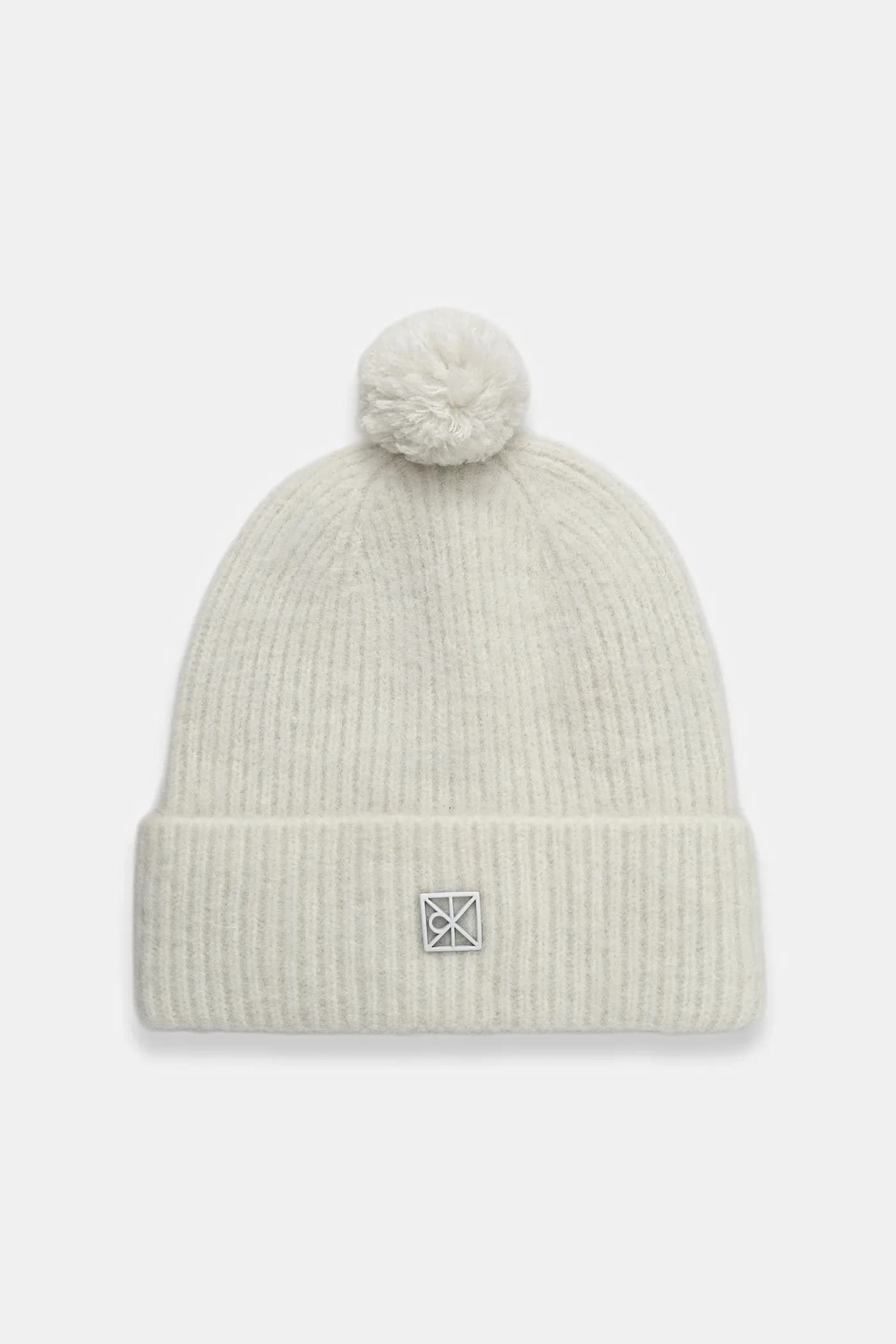 Шапка из смесовой шерсти