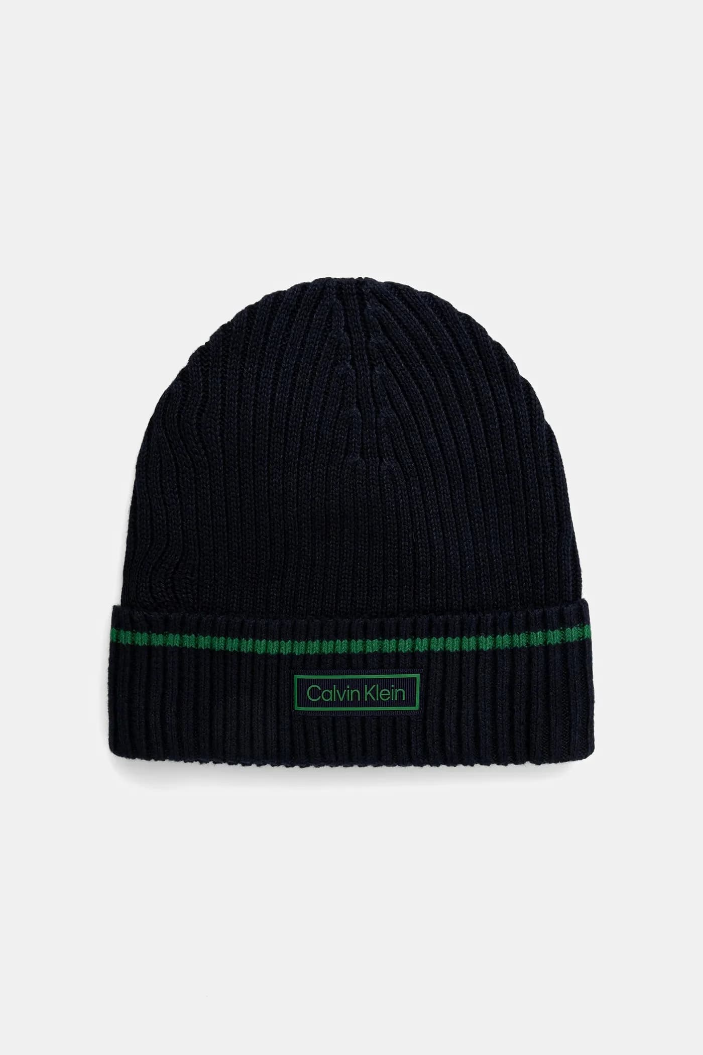 Детская шапка из смесовой шерсти