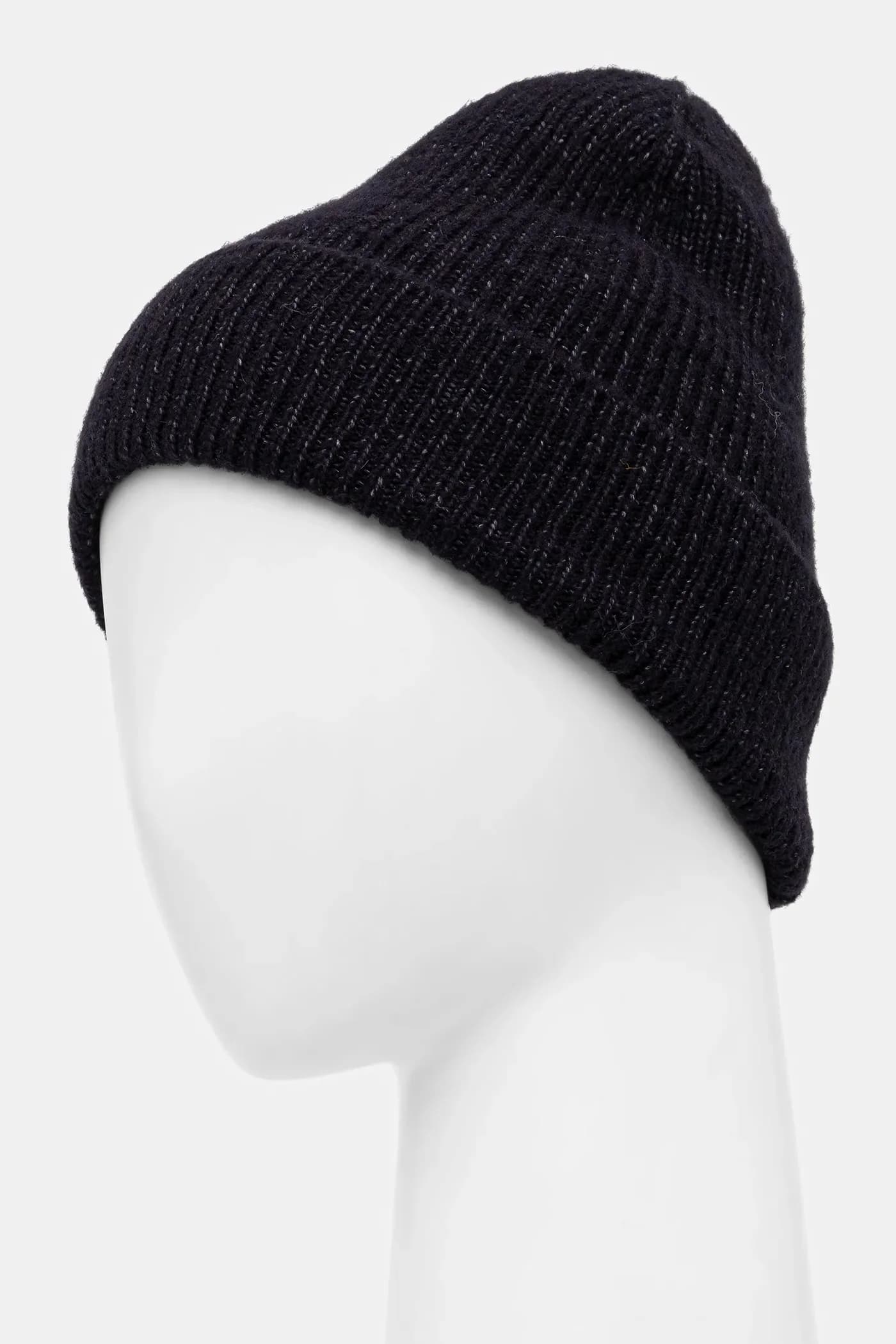 Шапка из смесовой шерсти - фото 3