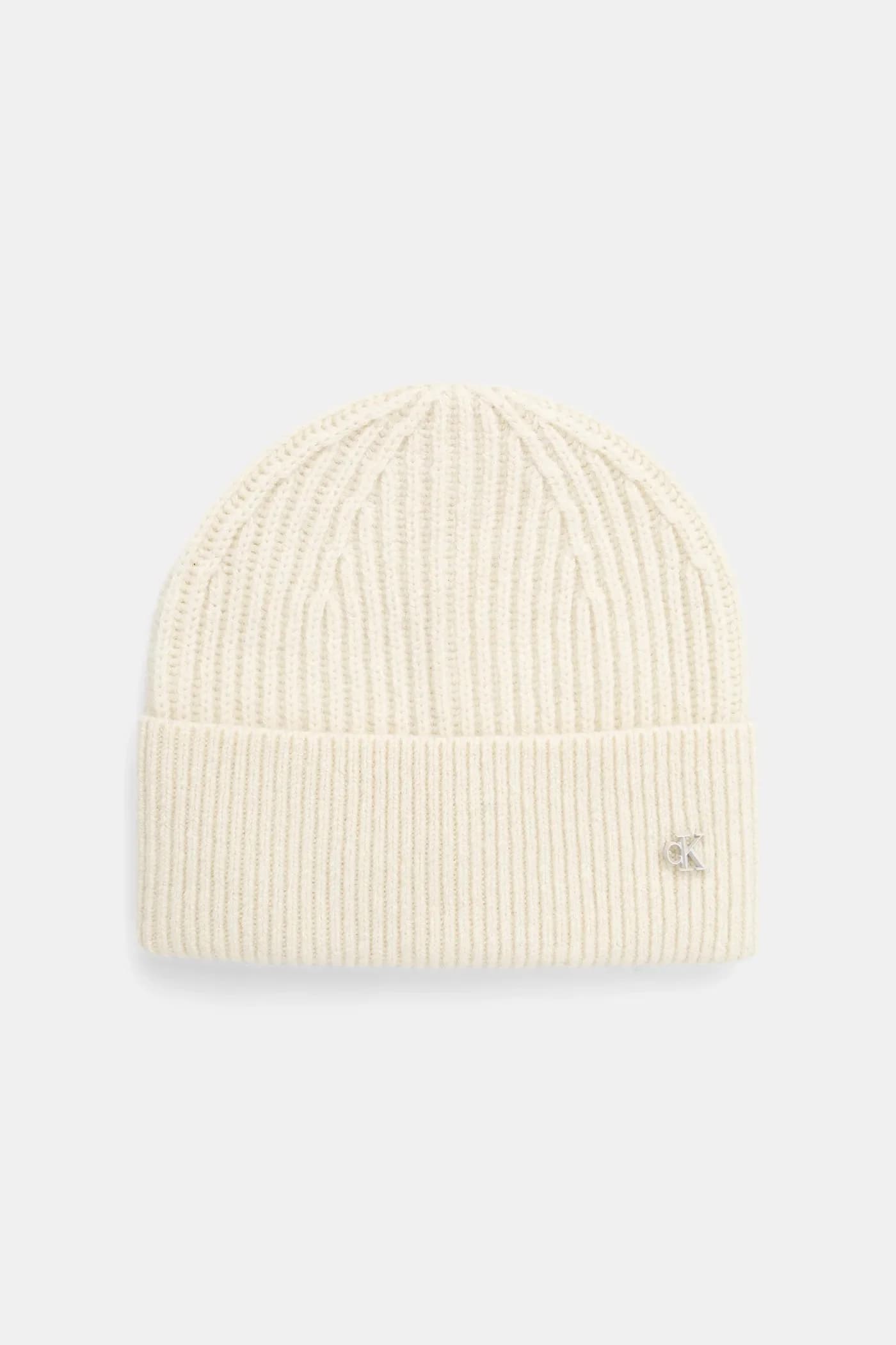 Шерстяная шапка