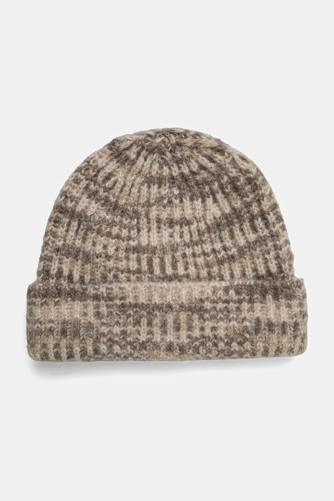 Шапка из смесовой шерсти