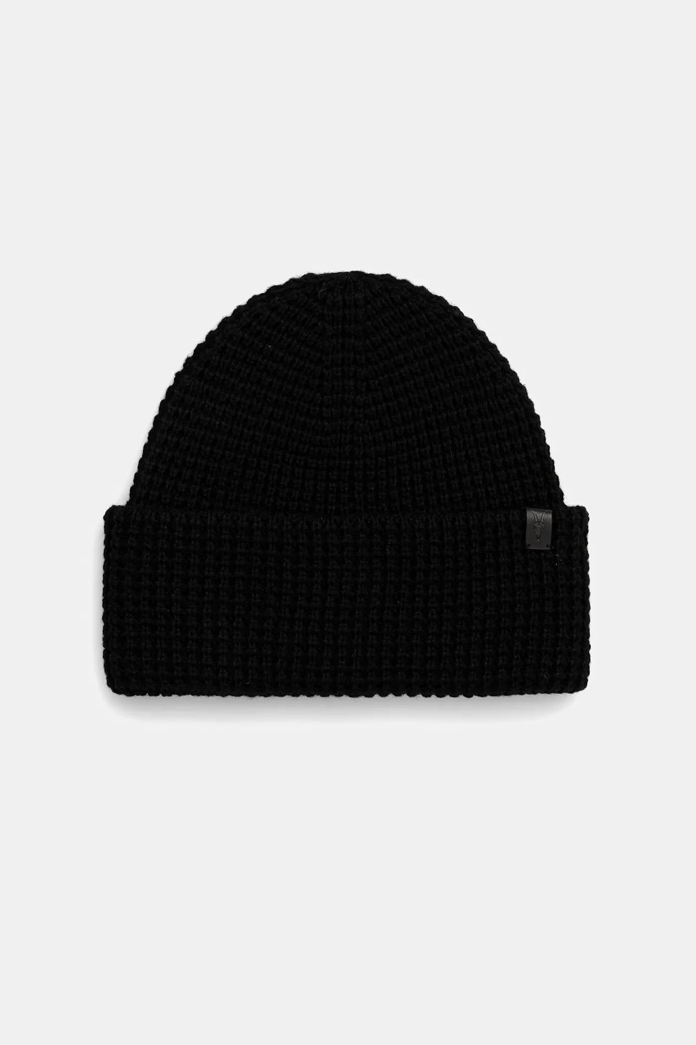 Шапка из смесовой шерсти