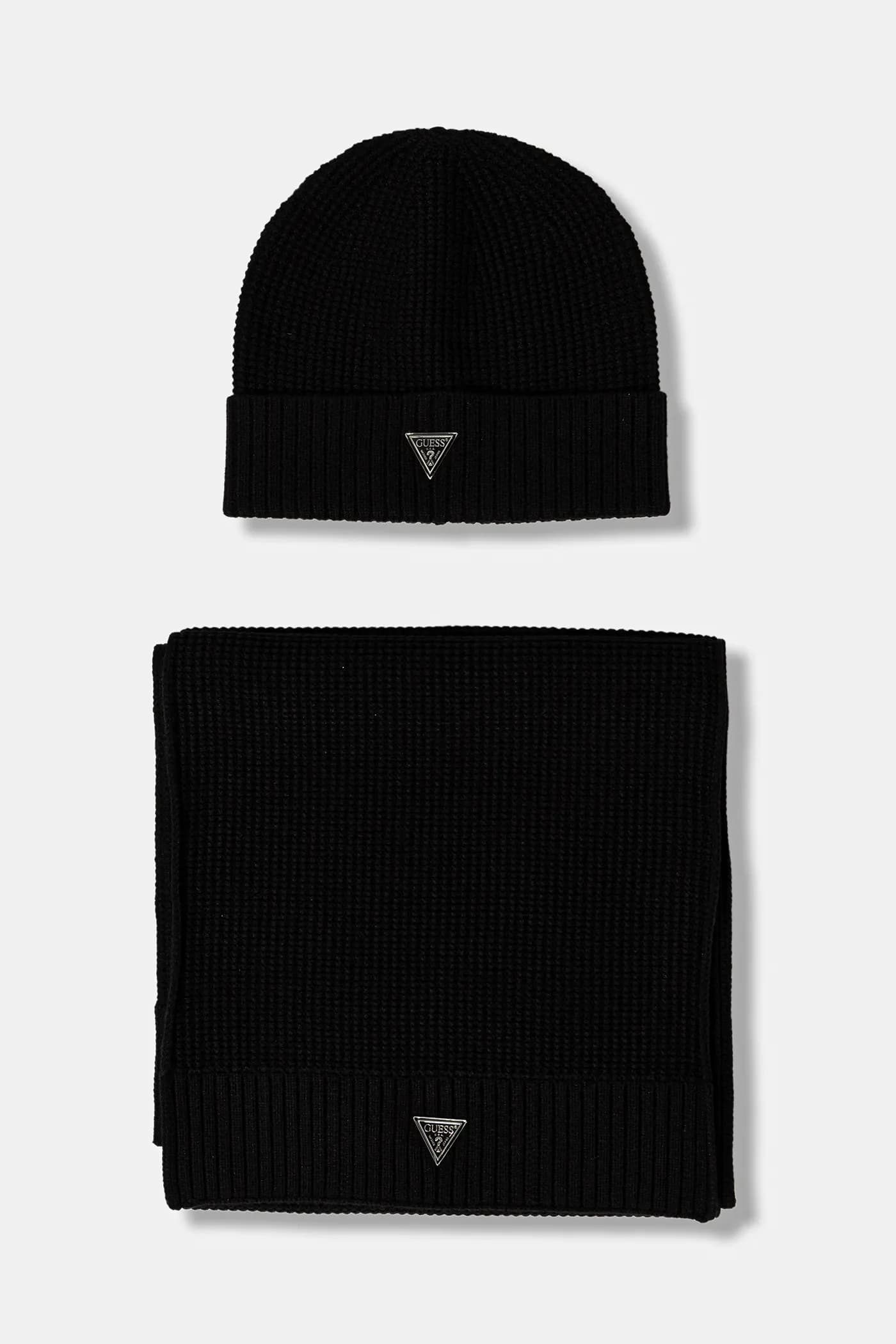 Шапка и шарф