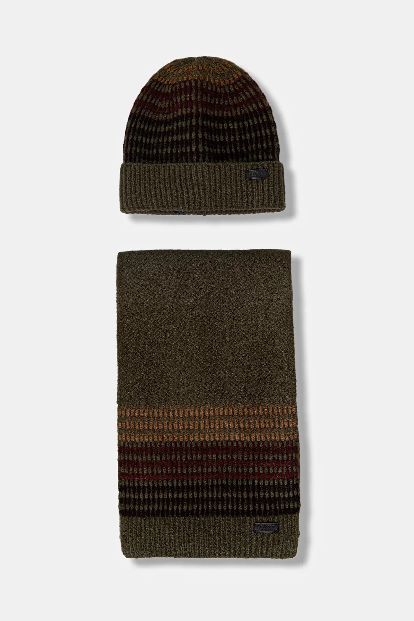 Шапка и шарф