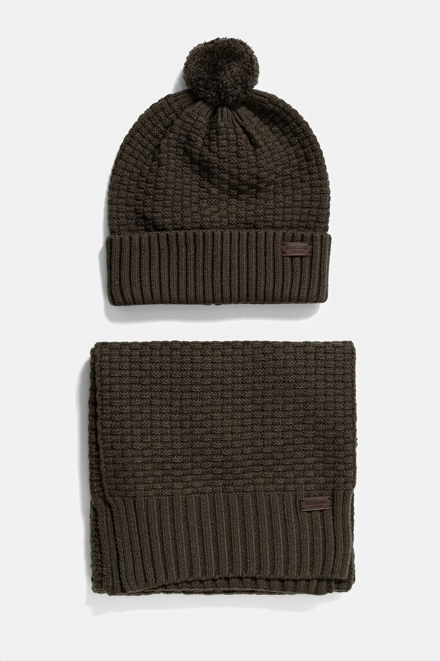 Шапка и шарф