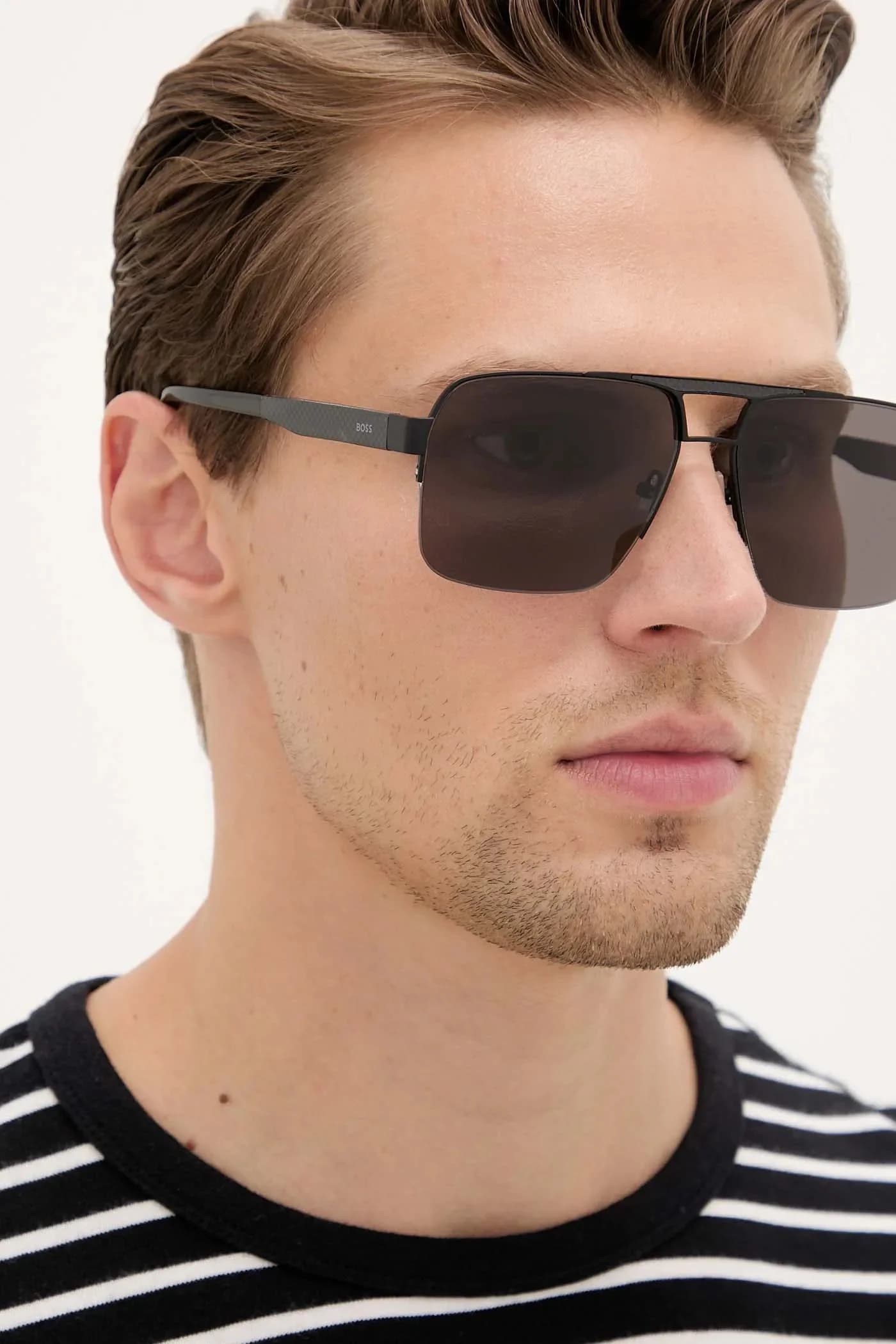 Солнцезащитные очки - фото 6