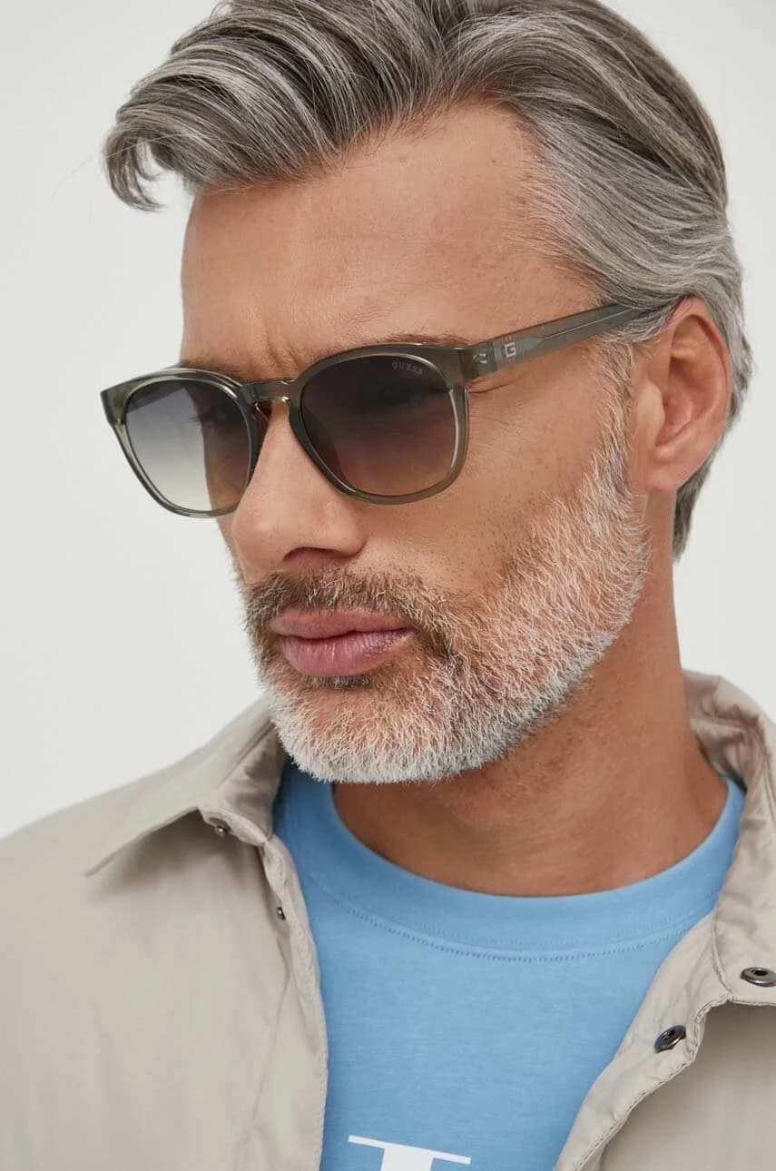 Солнцезащитные очки - фото 4