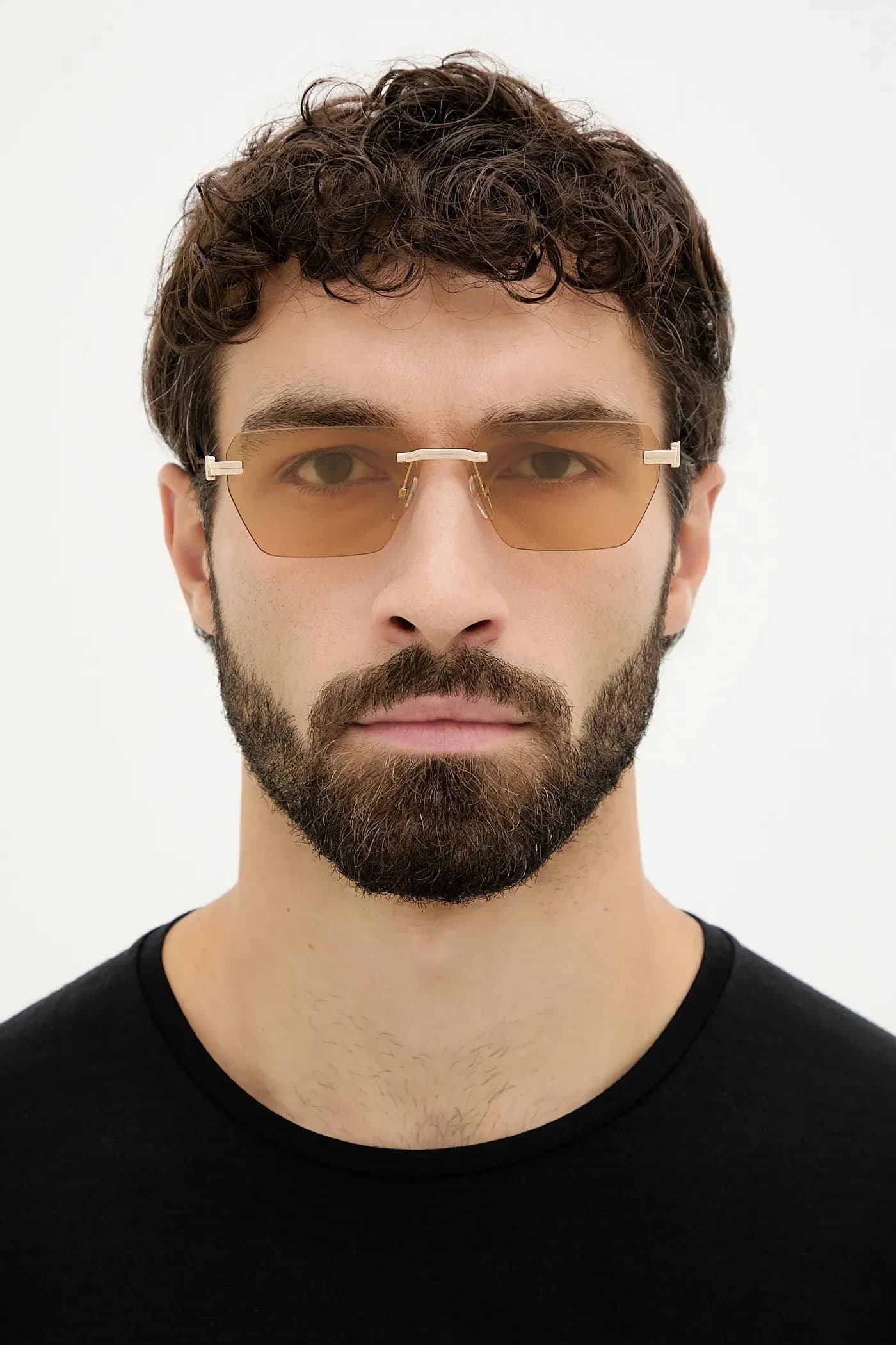 Солнцезащитные очки - фото 8