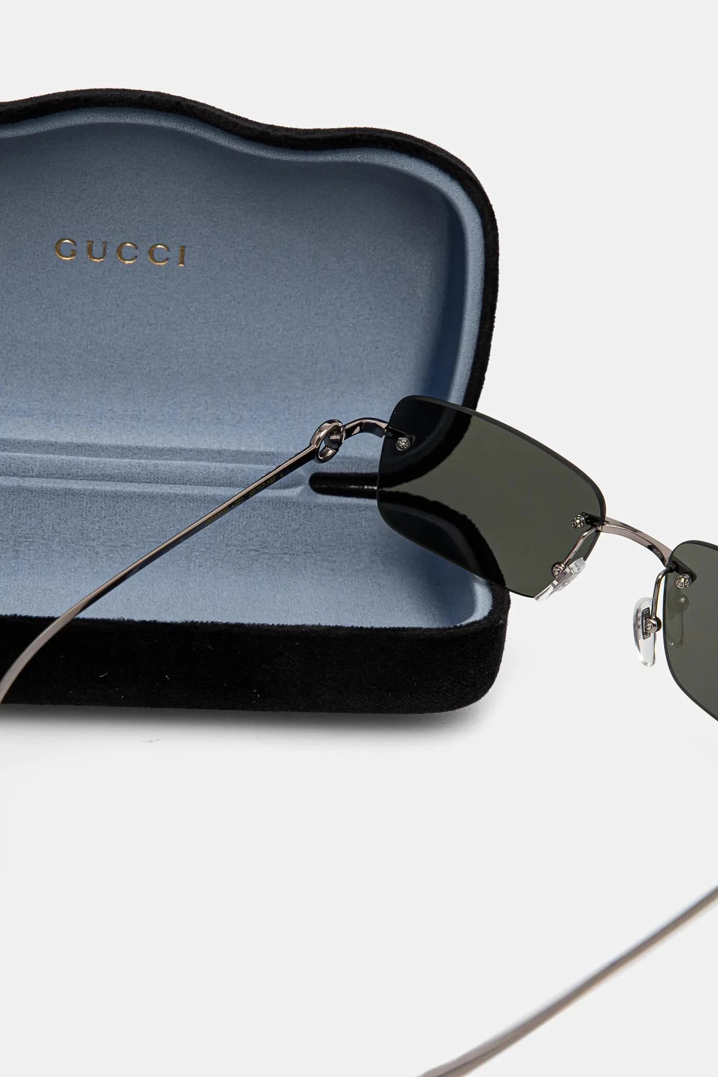 Солнцезащитные очки - фото 5