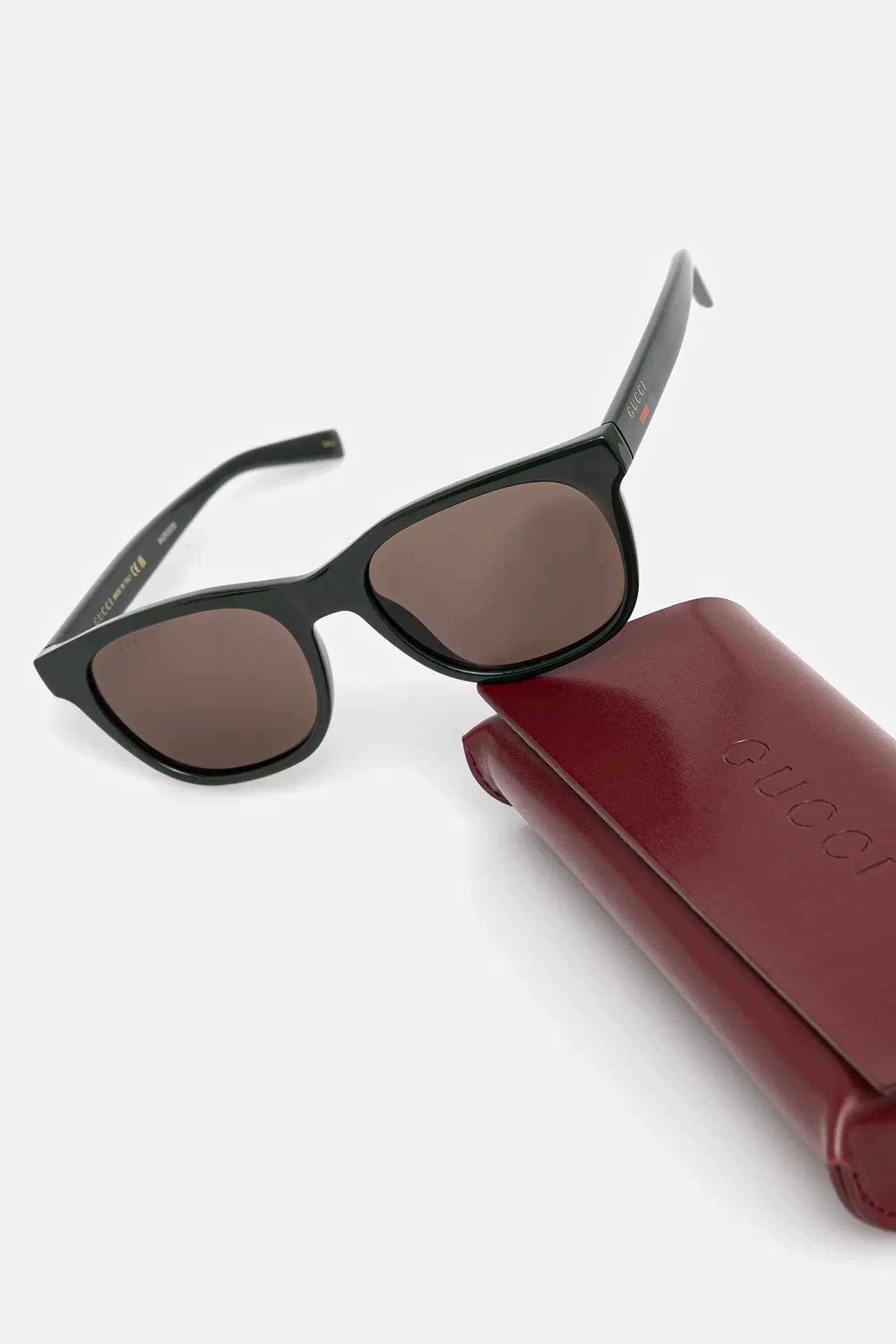 Солнцезащитные очки - фото 4