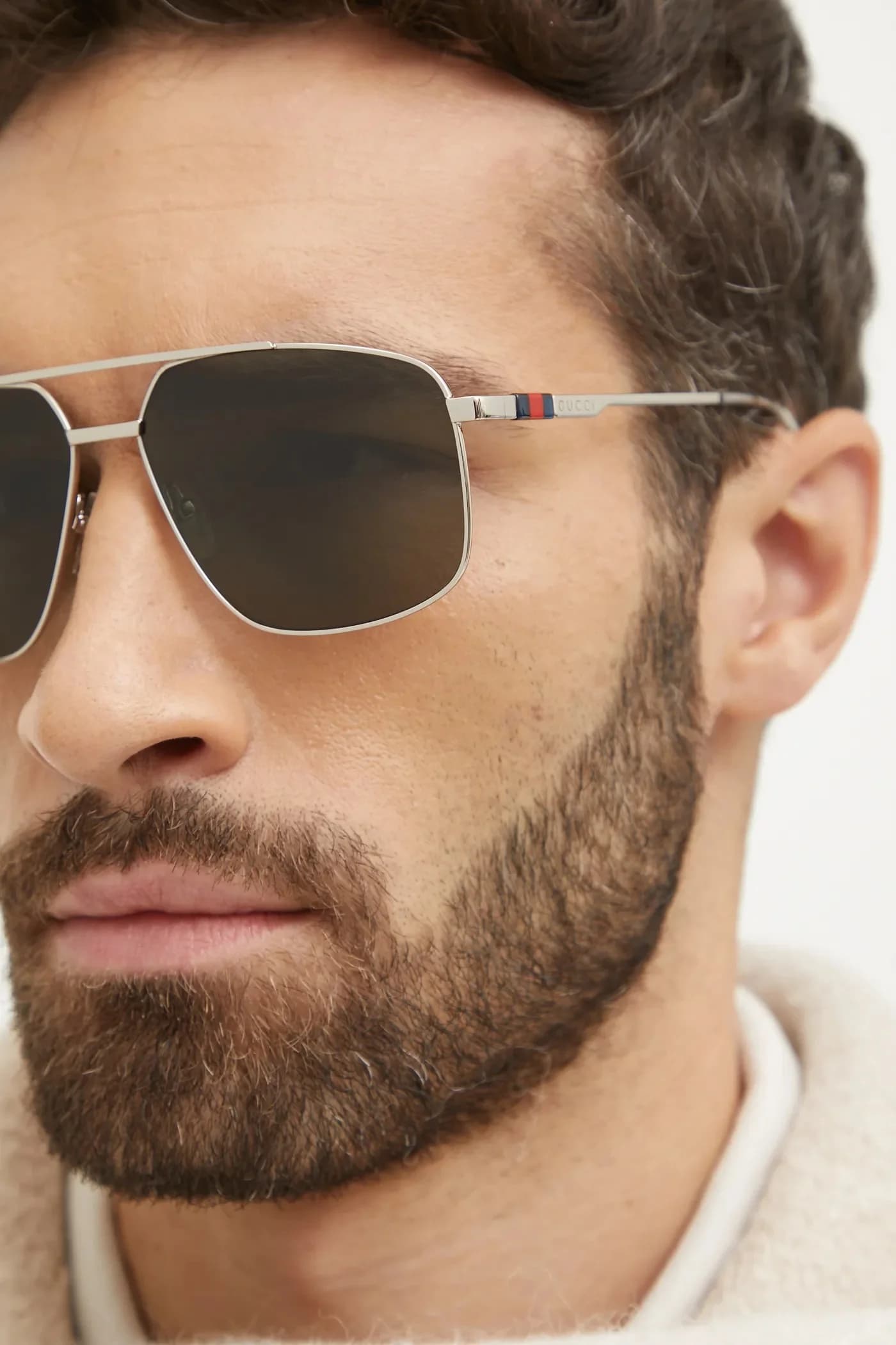 Солнцезащитные очки - фото 6