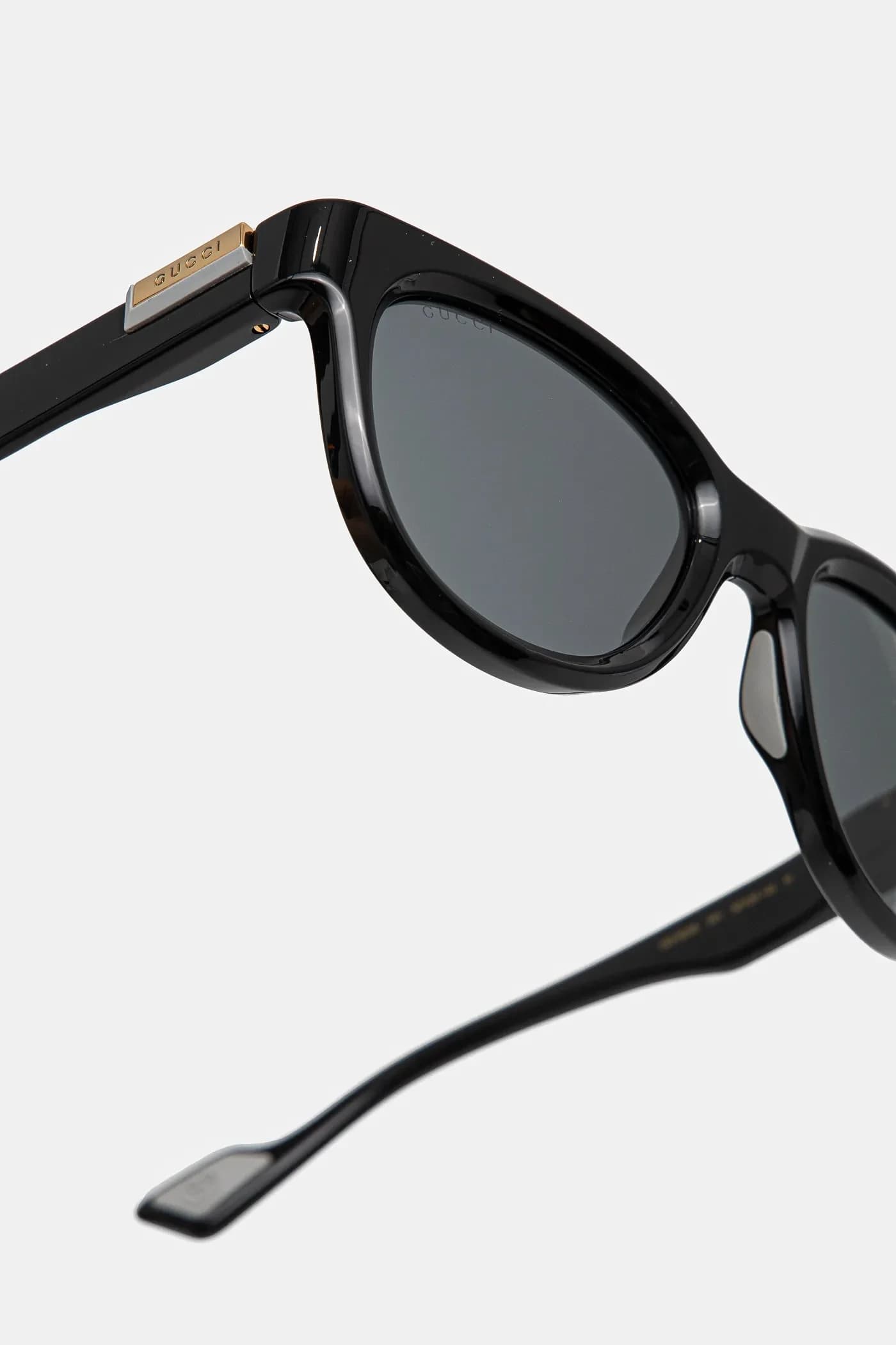 Солнцезащитные очки - фото 4