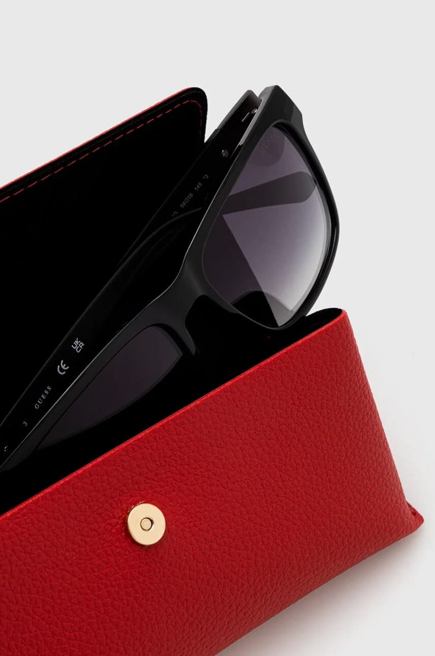 Солнцезащитные очки - фото 5