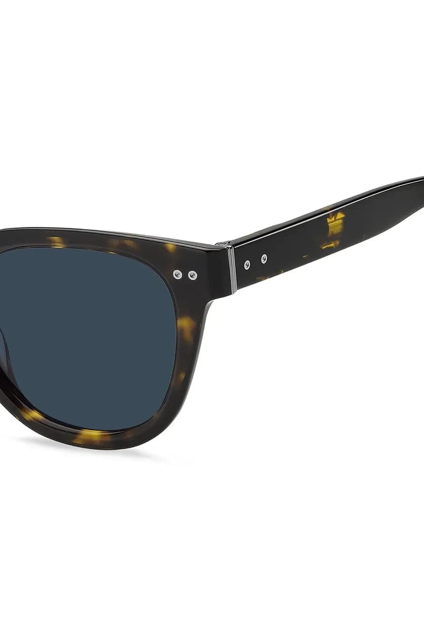 Солнцезащитные очки - фото 4