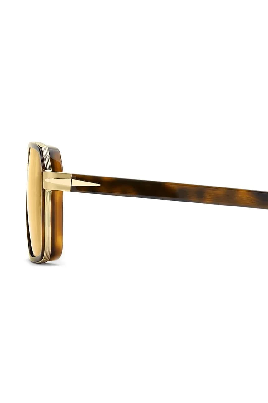 Солнцезащитные очки - фото 4