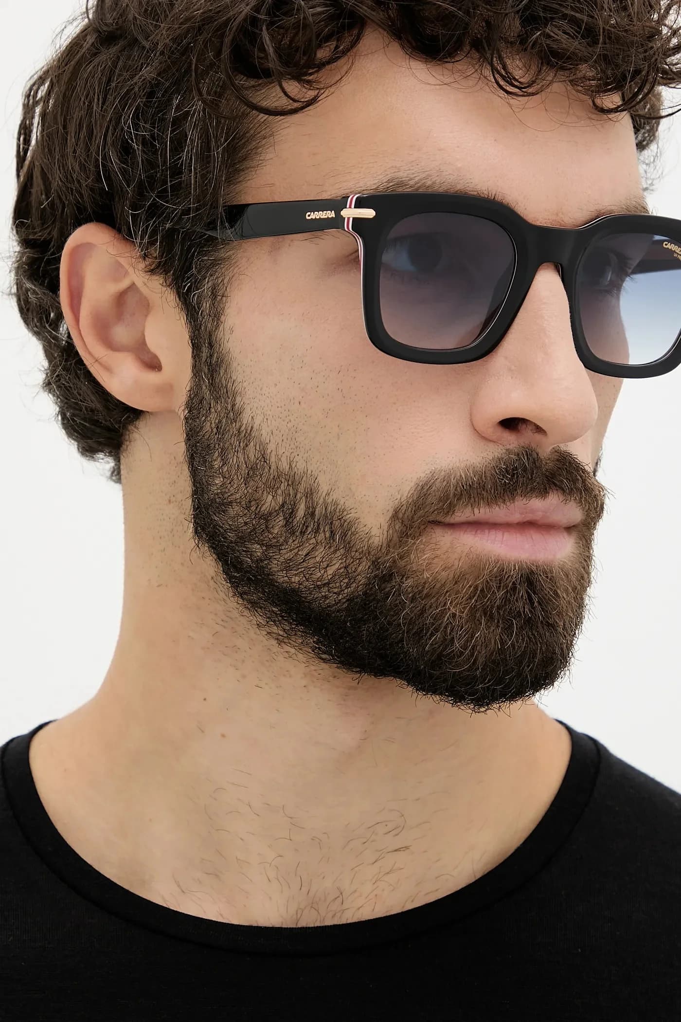 Солнцезащитные очки - фото 10