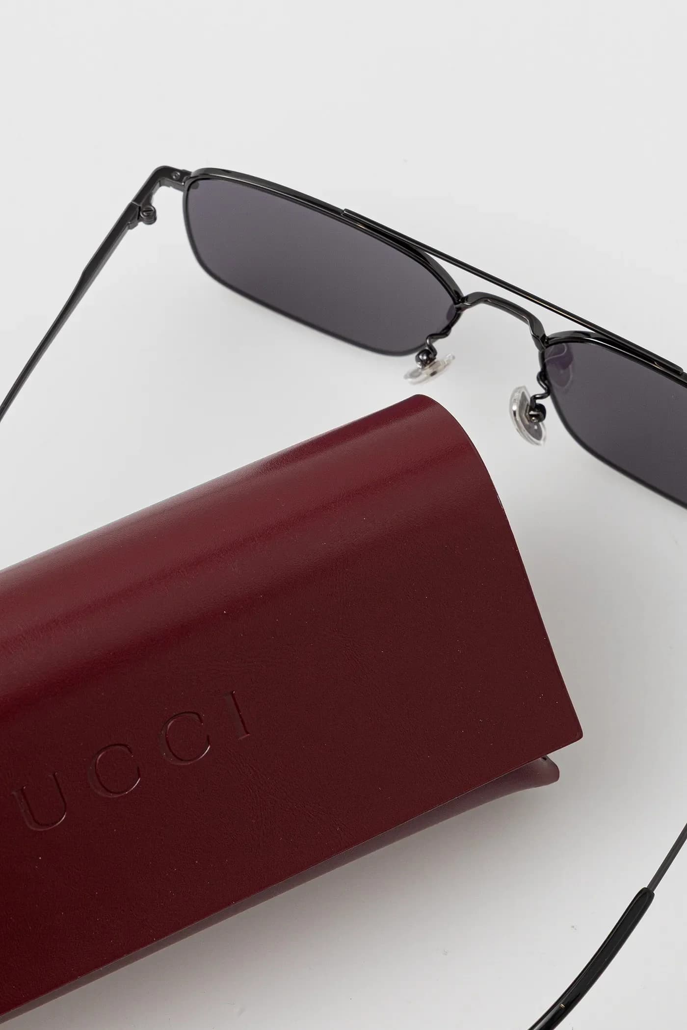 Солнцезащитные очки - фото 4