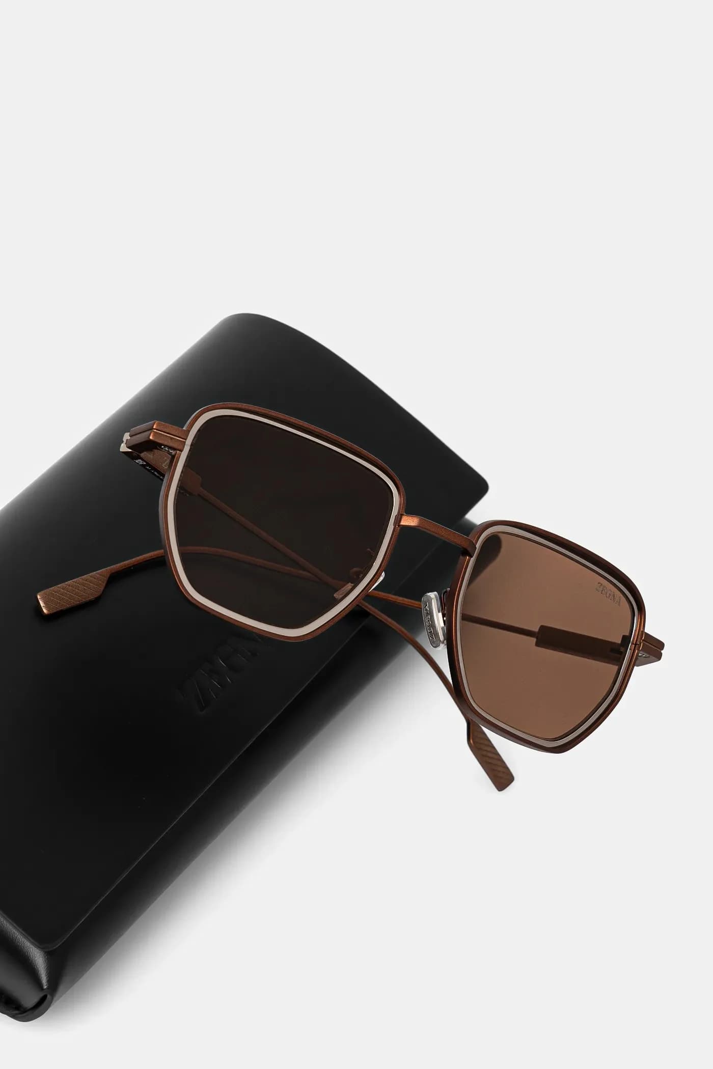 Солнцезащитные очки - фото 4