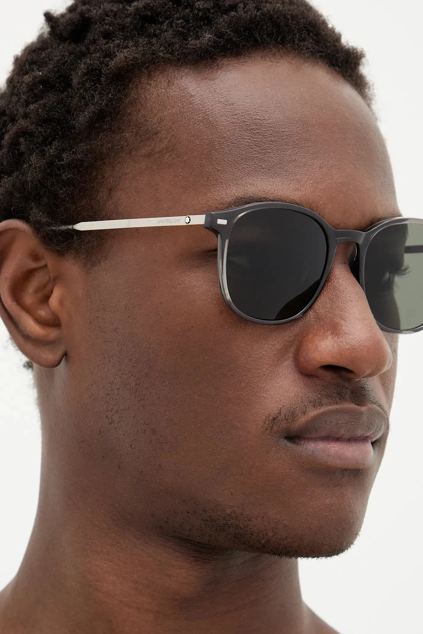 Солнцезащитные очки - фото 7