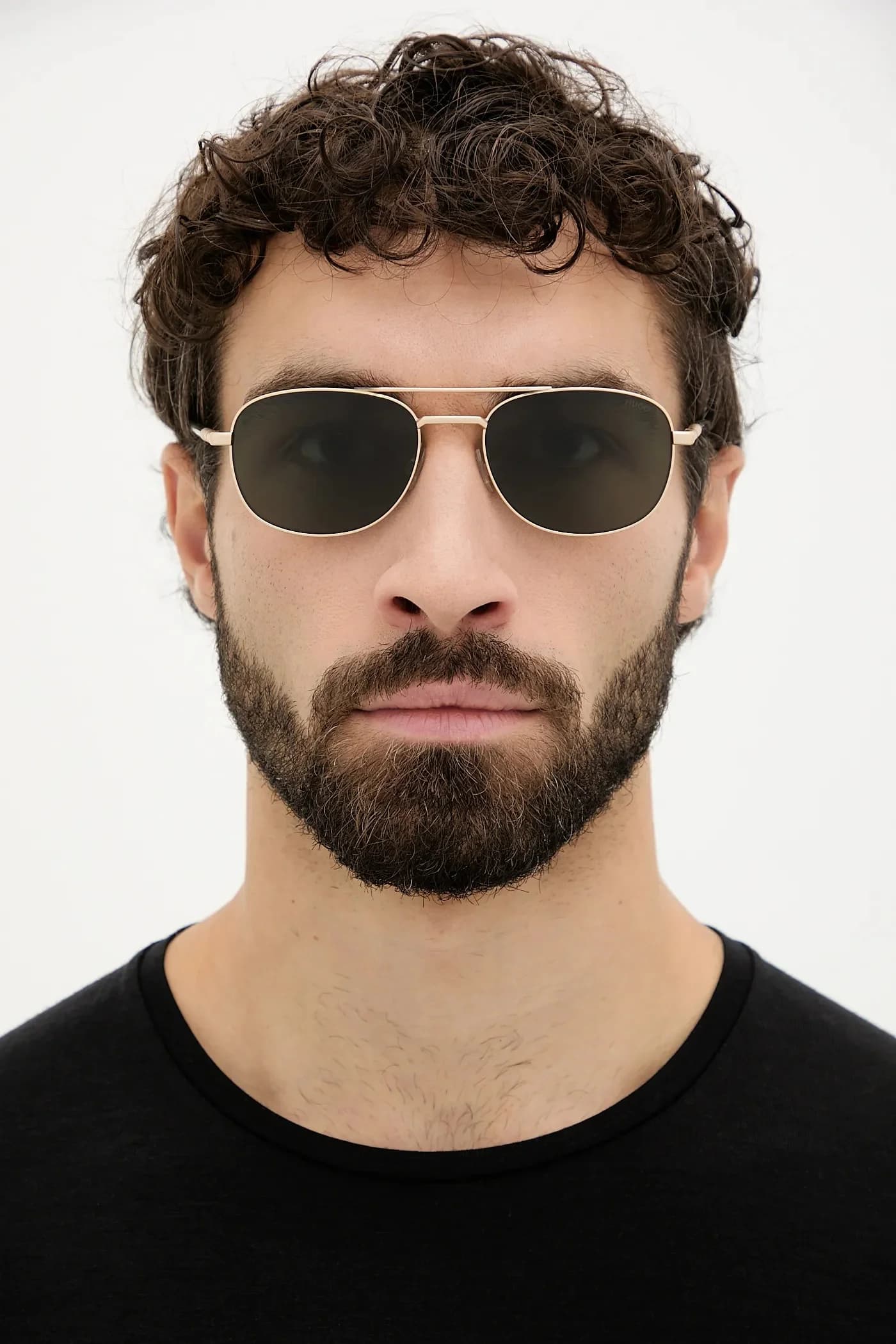 Солнцезащитные очки - фото 6