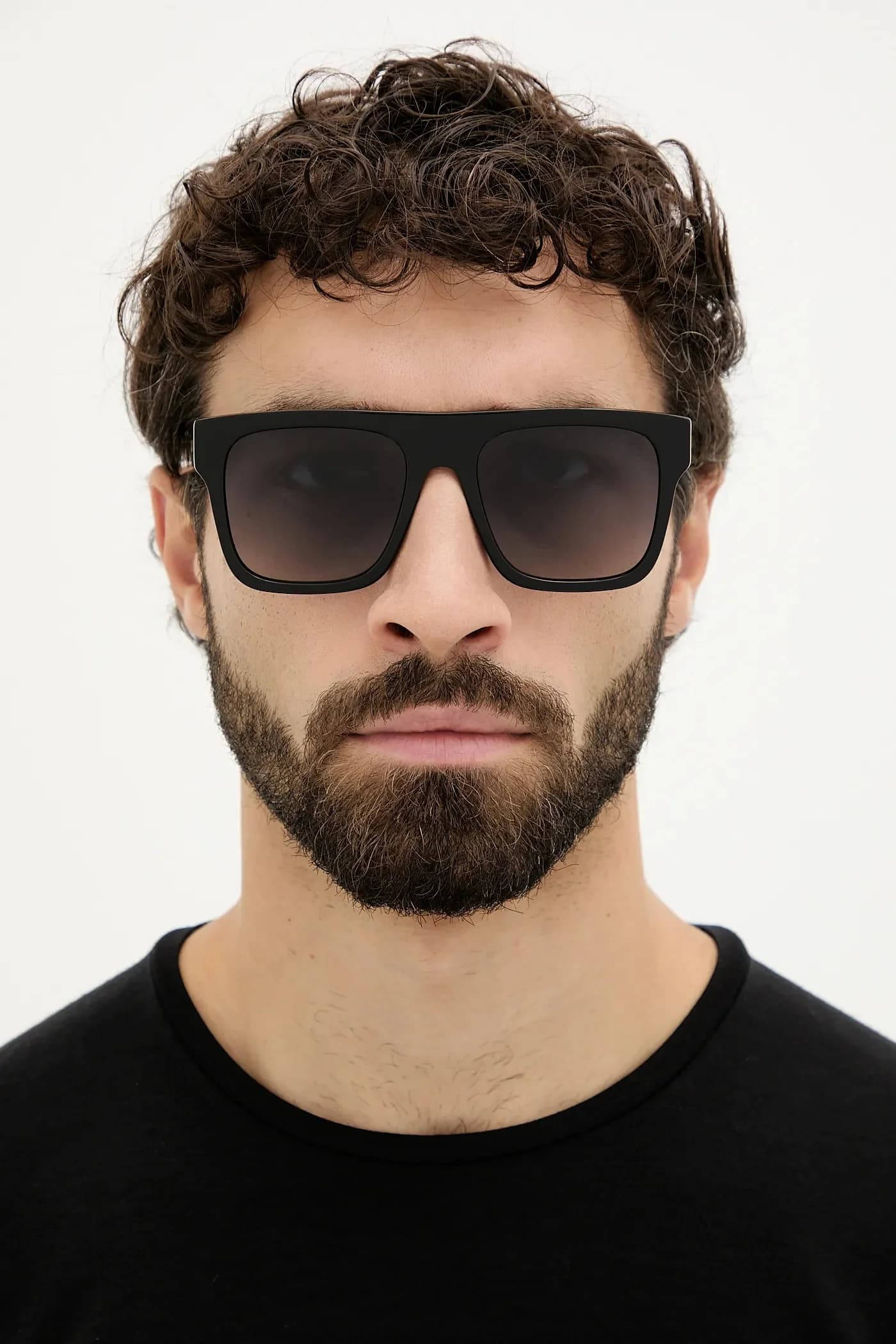 Солнцезащитные очки - фото 6