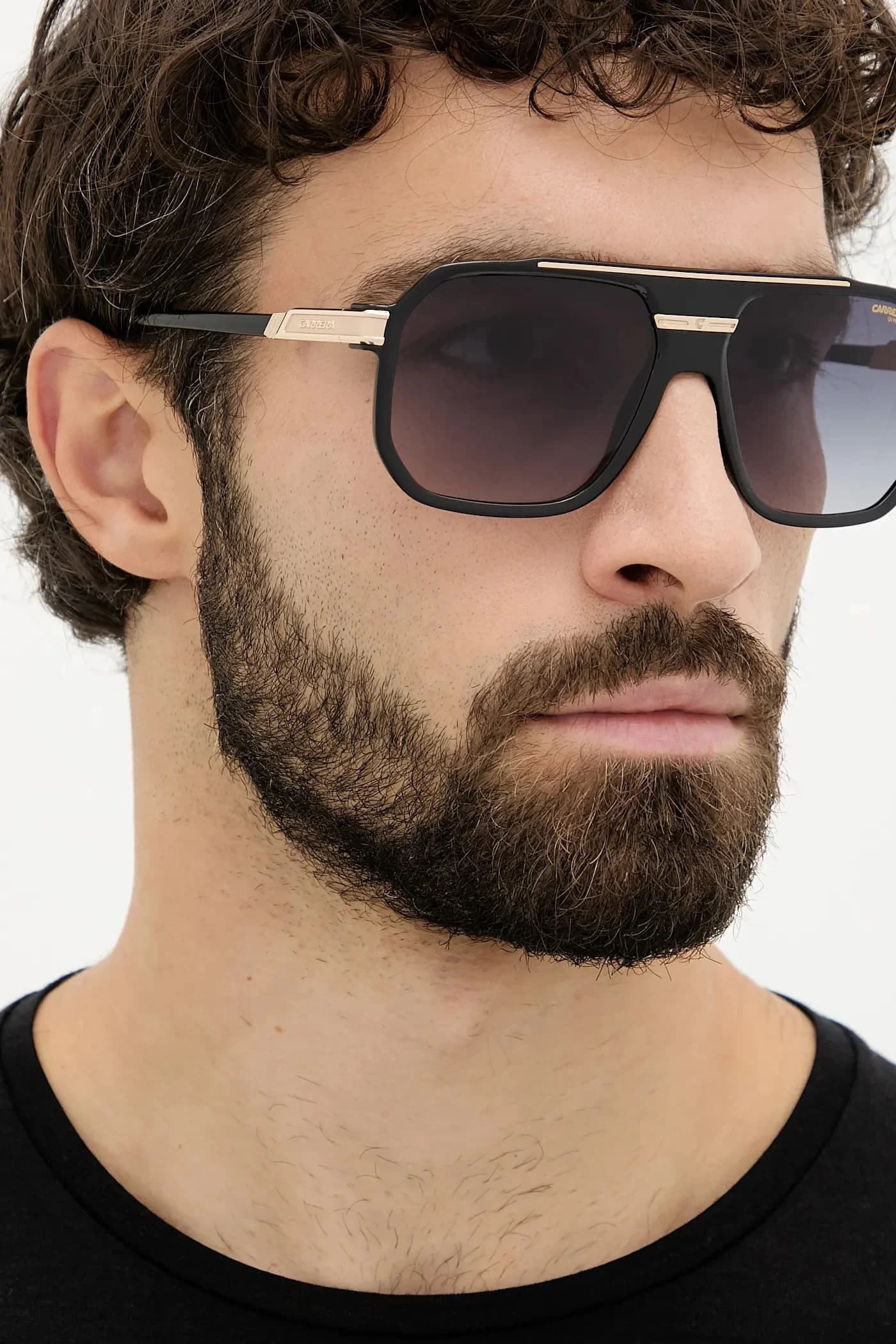 Солнцезащитные очки - фото 8